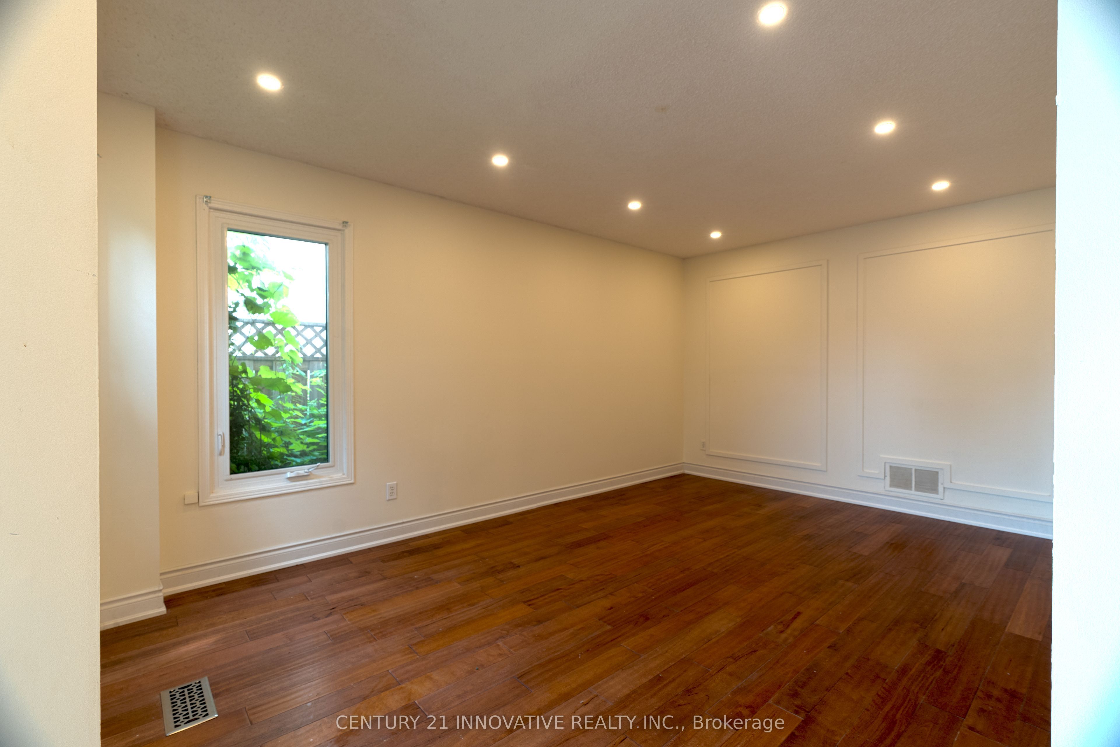 35 Magill Drive Property Photo 4