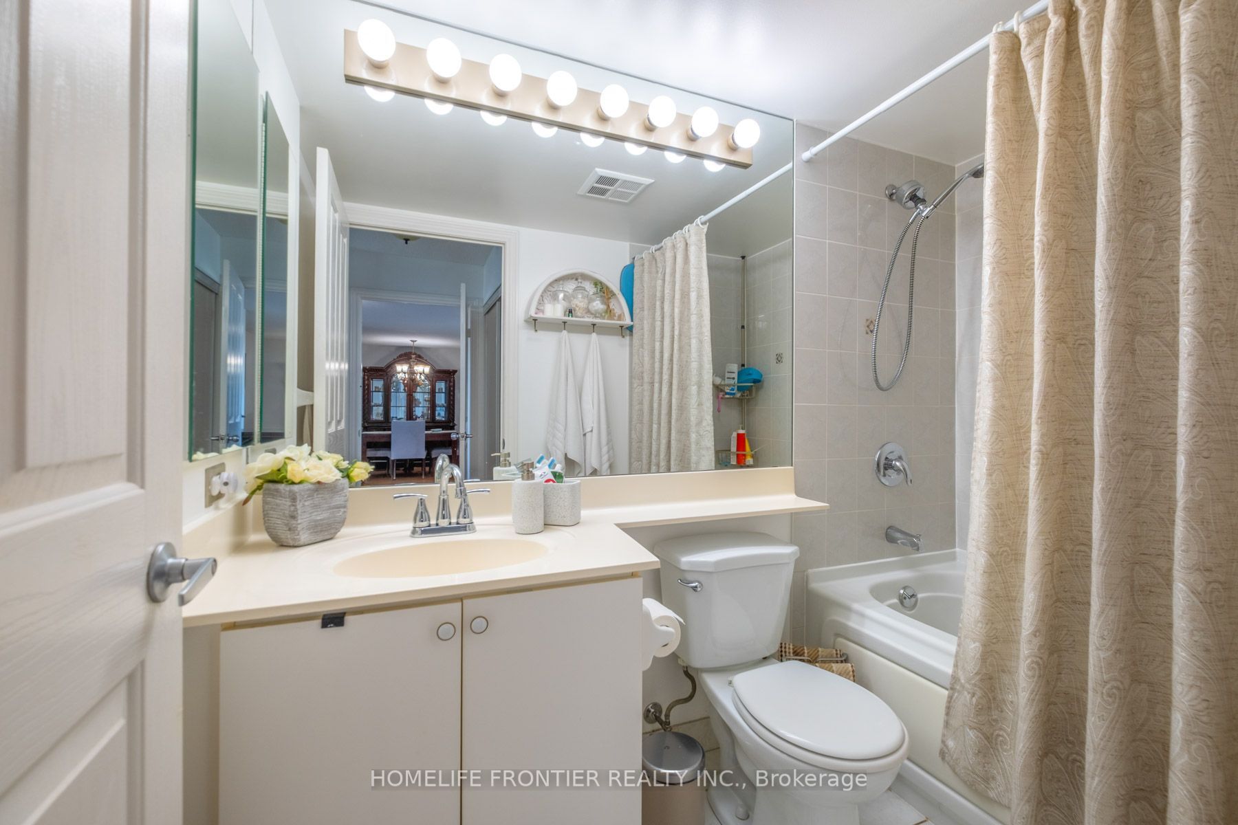 68 Corporate Drive 3239 Property Photo 14