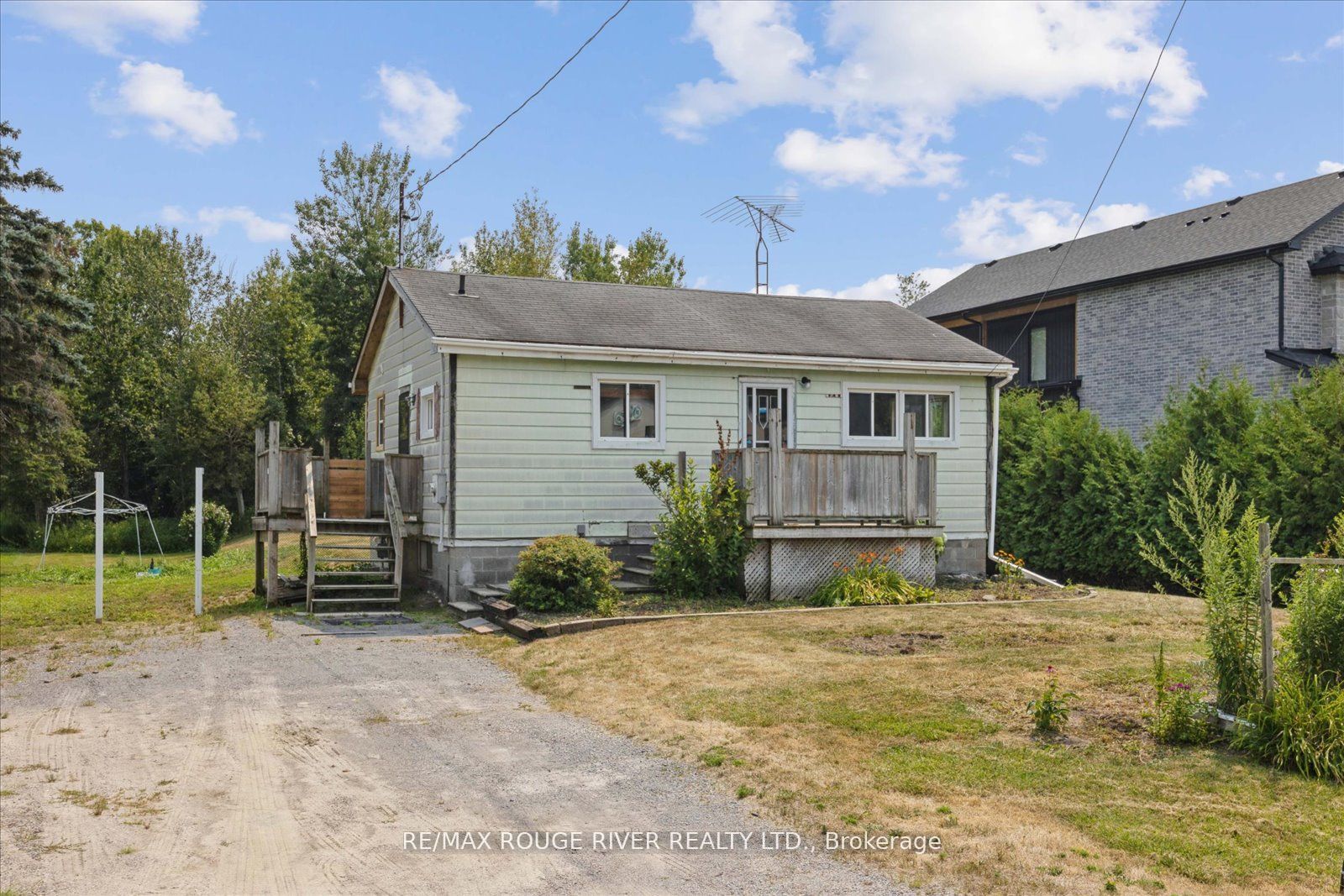 2037 Nash Road Property Photo 2