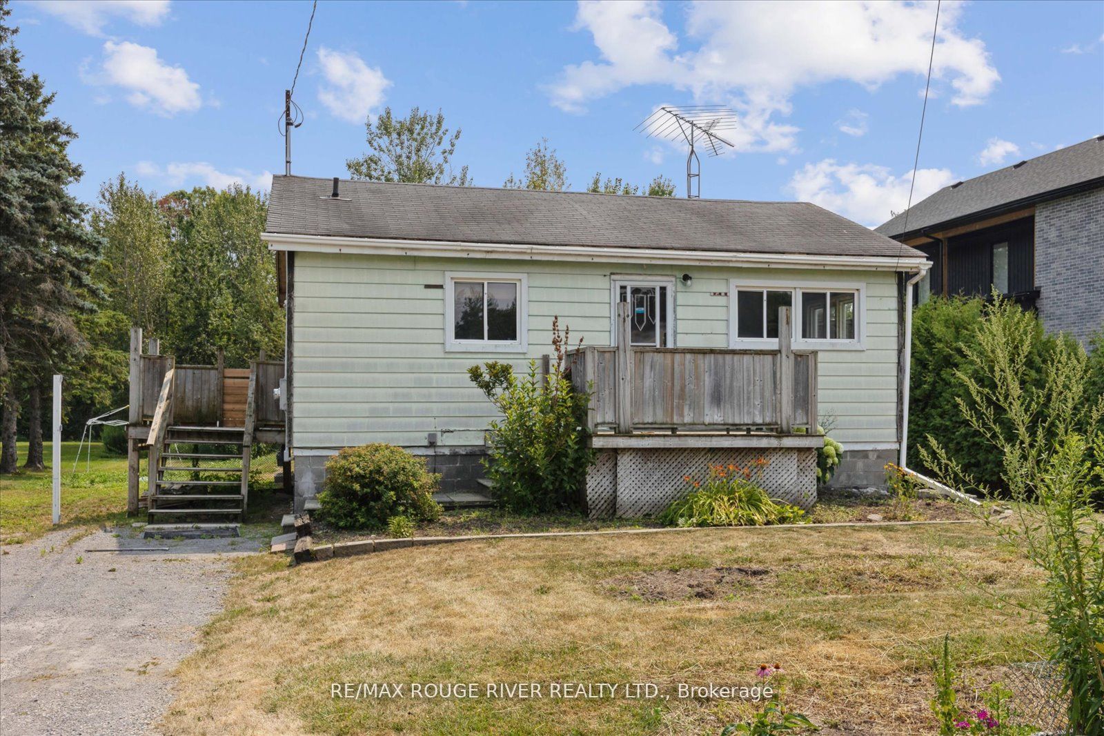2037 Nash Road Property Photo 3