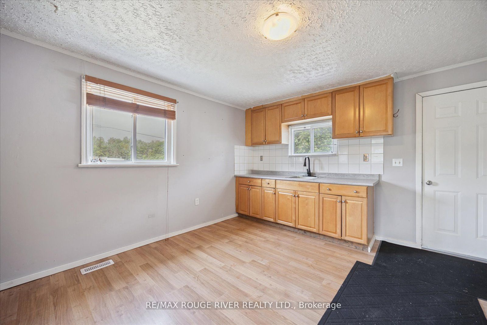 2037 Nash Road Property Photo 8