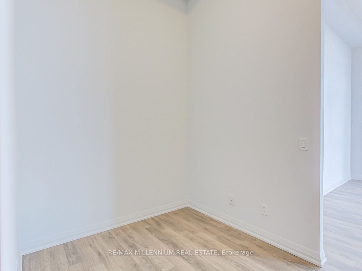 30 Meadowglen Place 2908 Property Photo 14