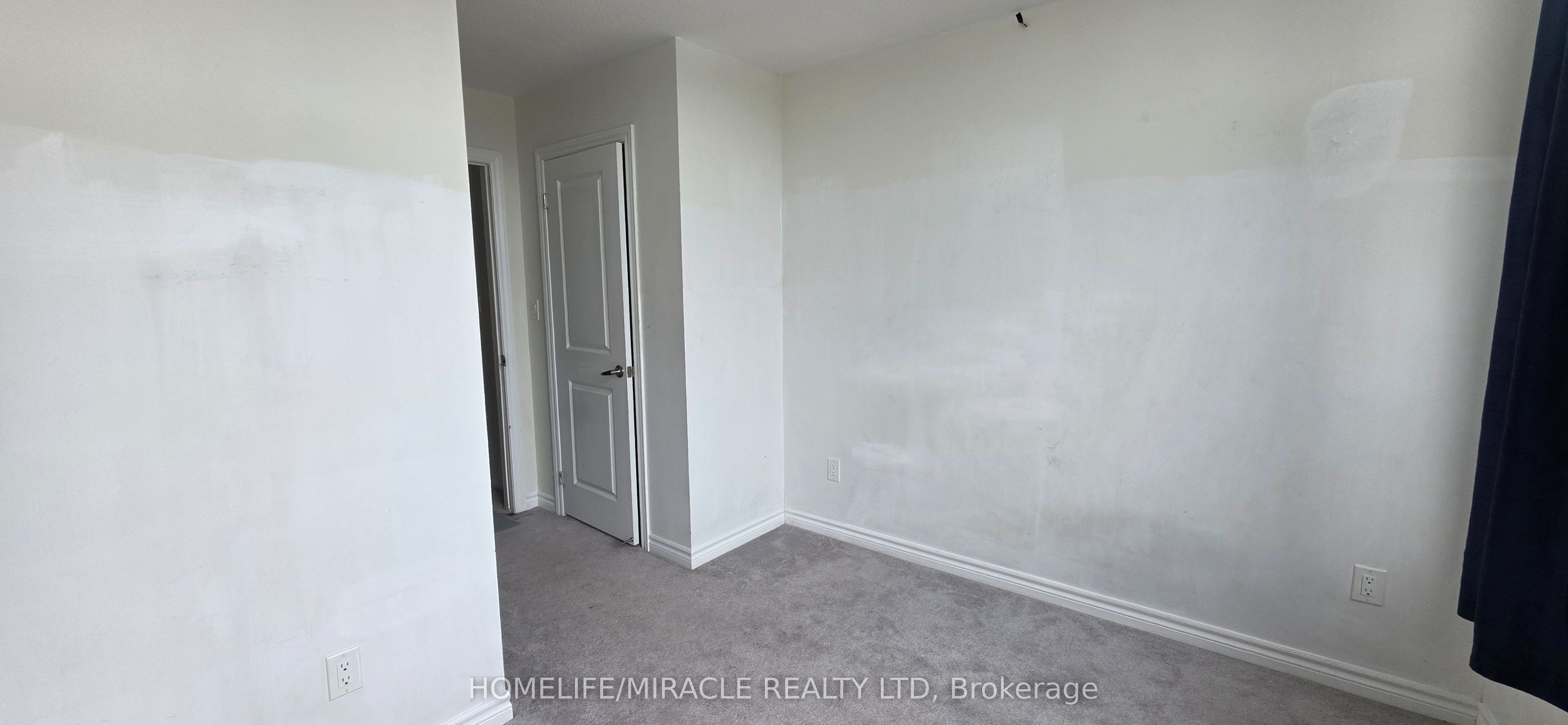 783 Kootenay Path Property Photo 10