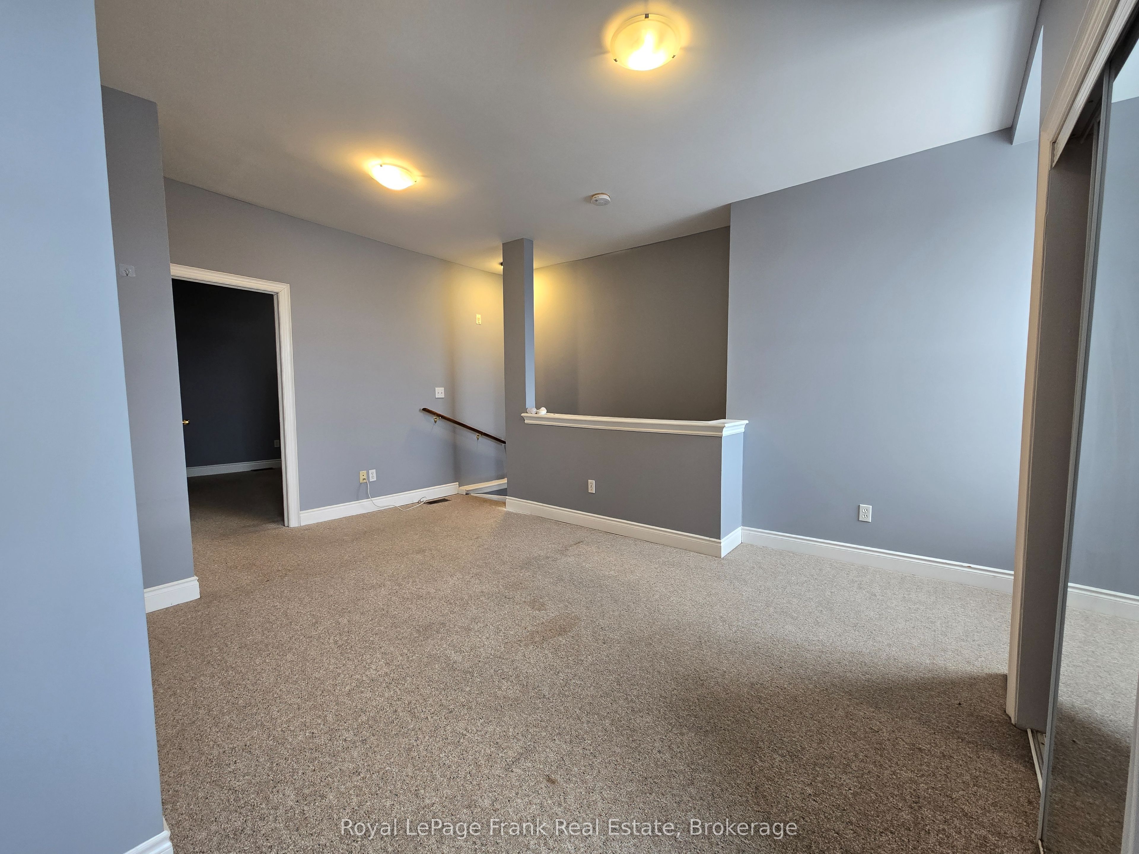 54 King Street E 208 Property Photo 4