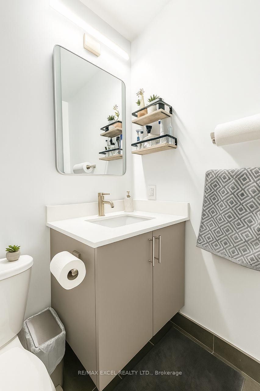 60 Brian Harrison Way Ph3703 Property Photo 7