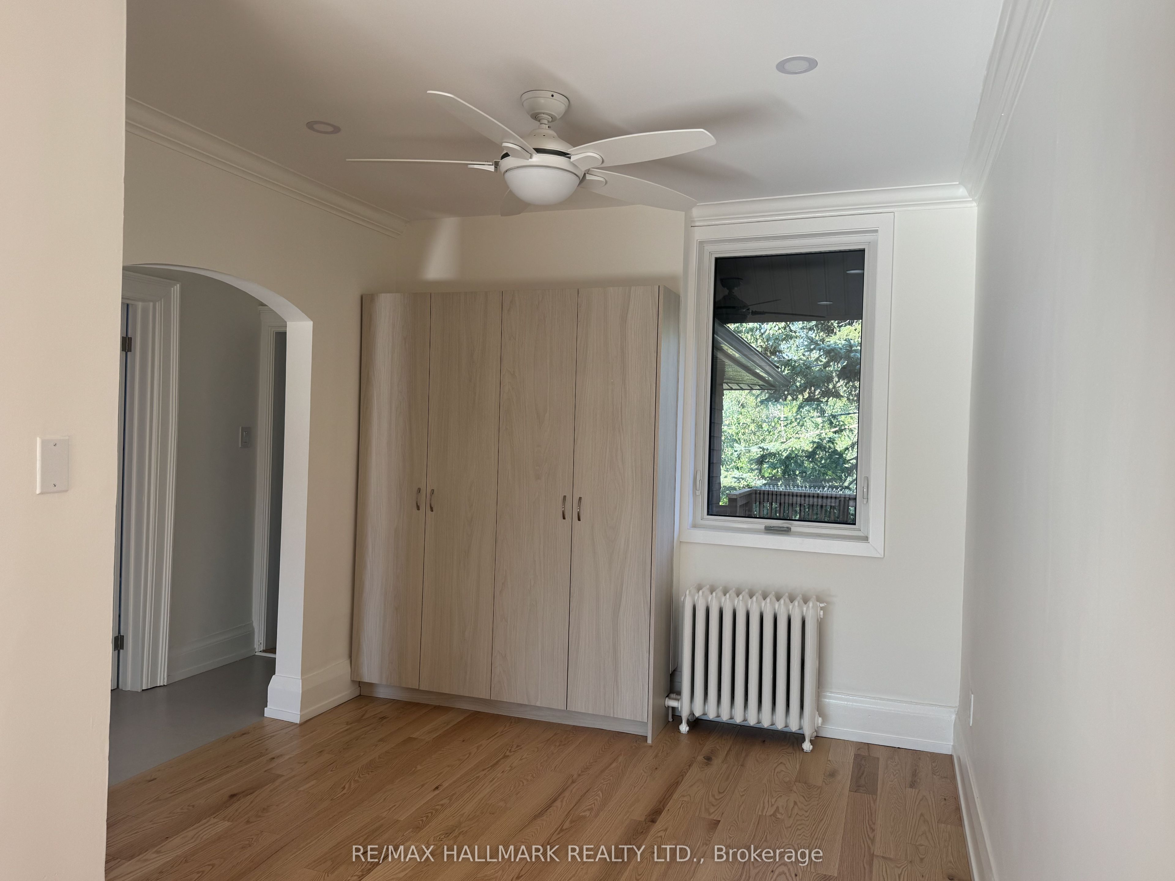 553 Broadview Avenue Upper Property Photo 8