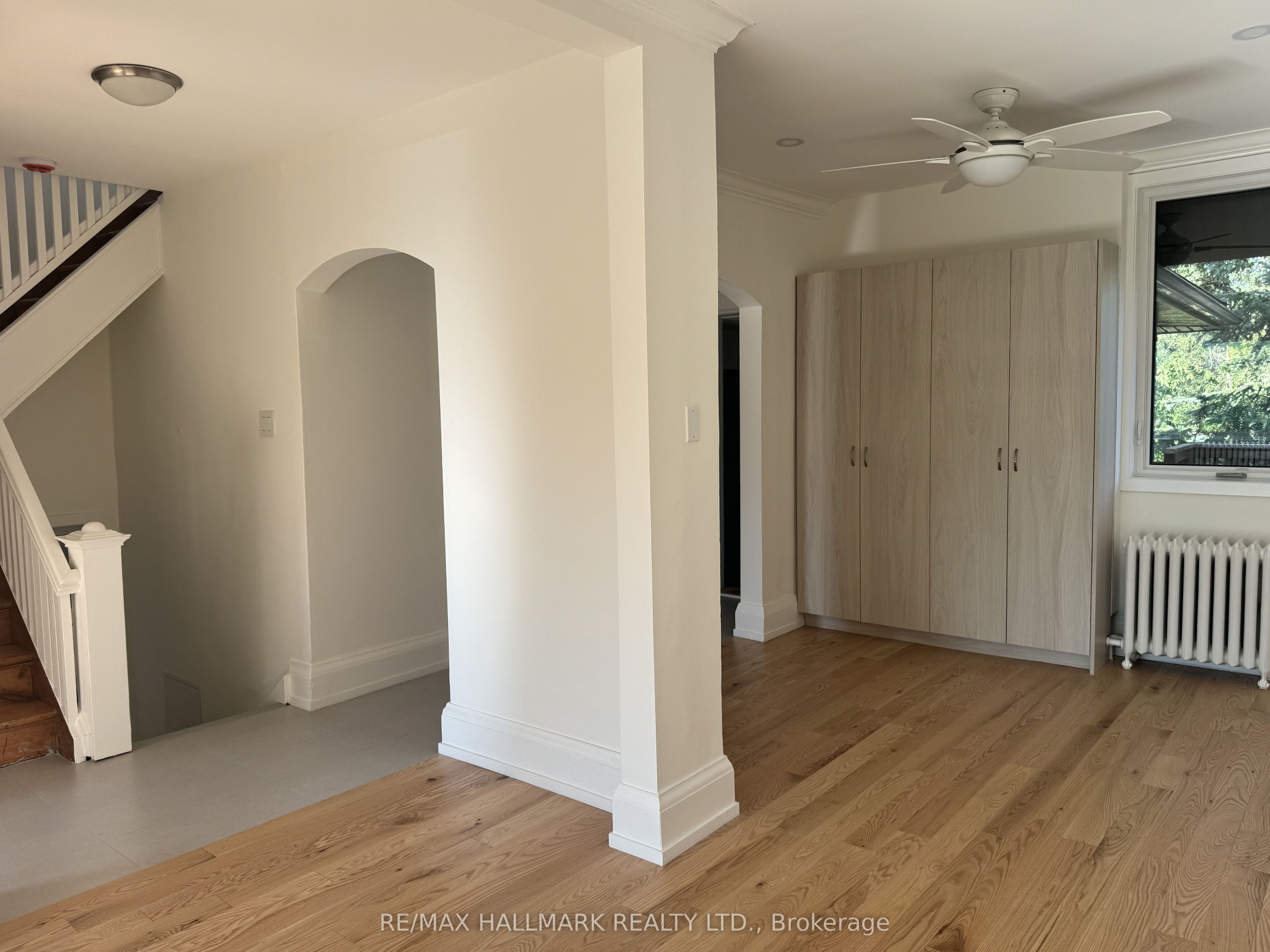 553 Broadview Avenue Upper Property Photo 10