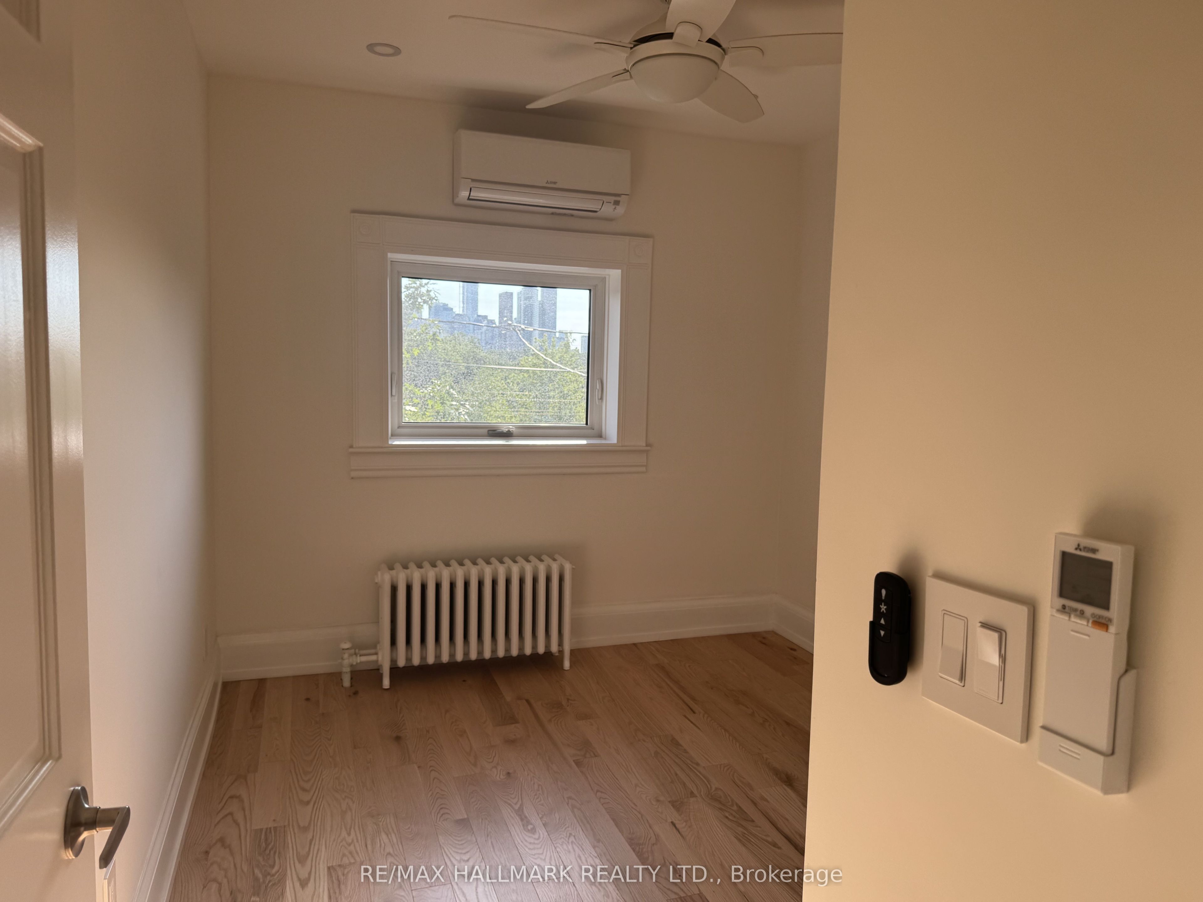 553 Broadview Avenue Upper Property Photo 20