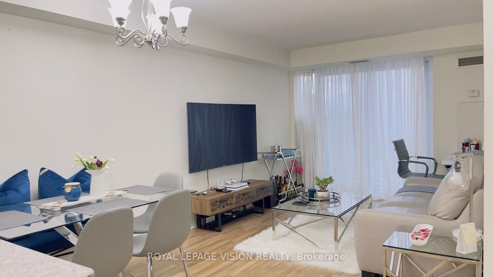 83 Borough Drive 1410 Property Photo 5