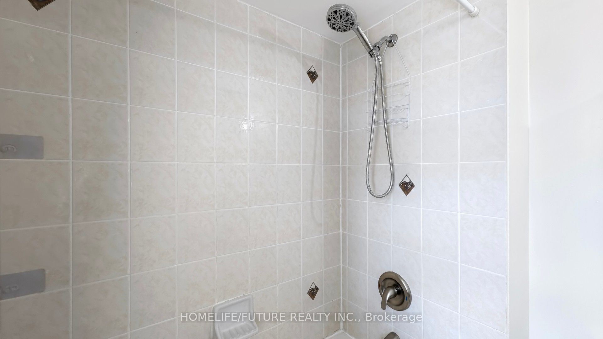 435 Middlefield Road 47 Property Photo 28