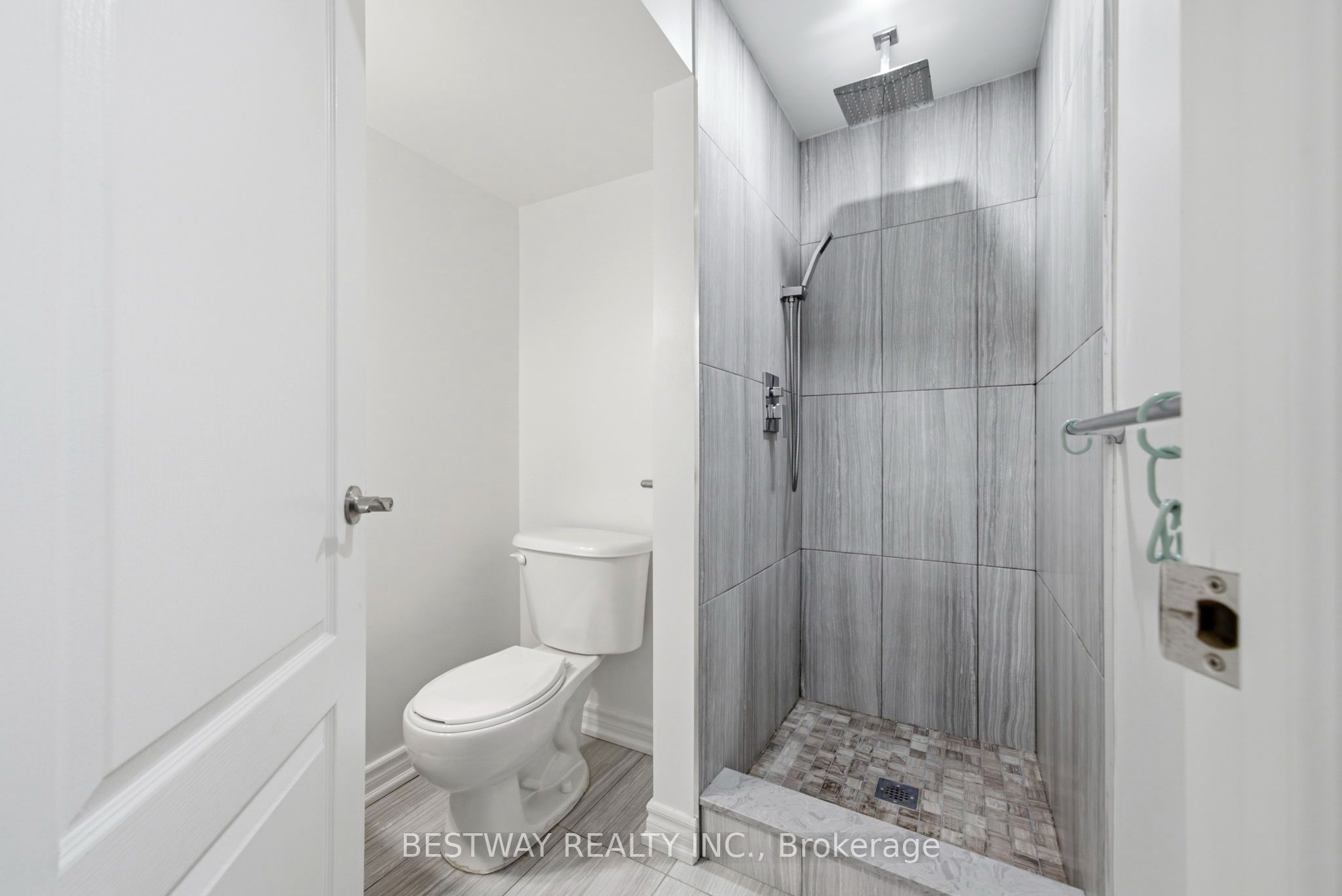 86 Tambrook Drive Property Photo 33