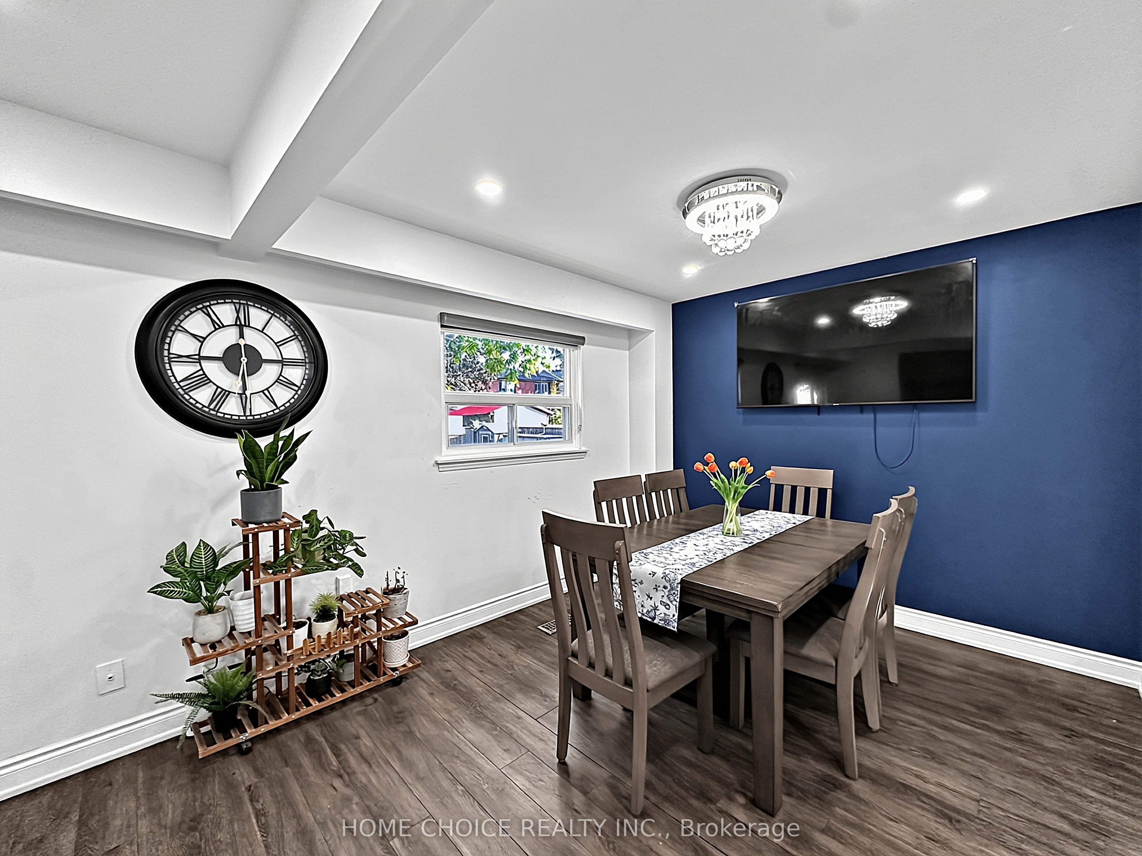 38 Robbinstone Drive Property Photo 9