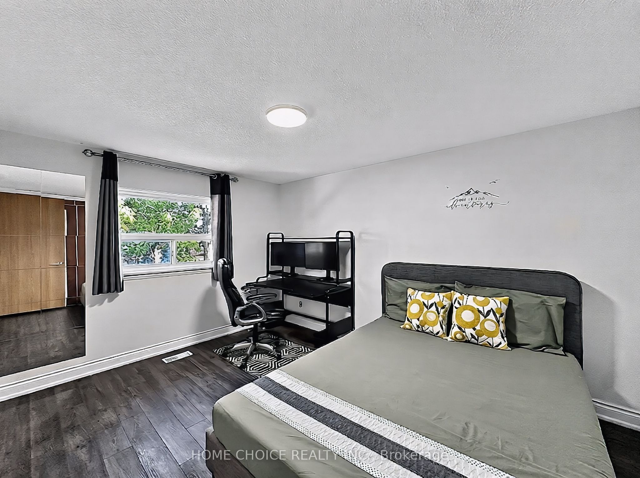 38 Robbinstone Drive Property Photo 23