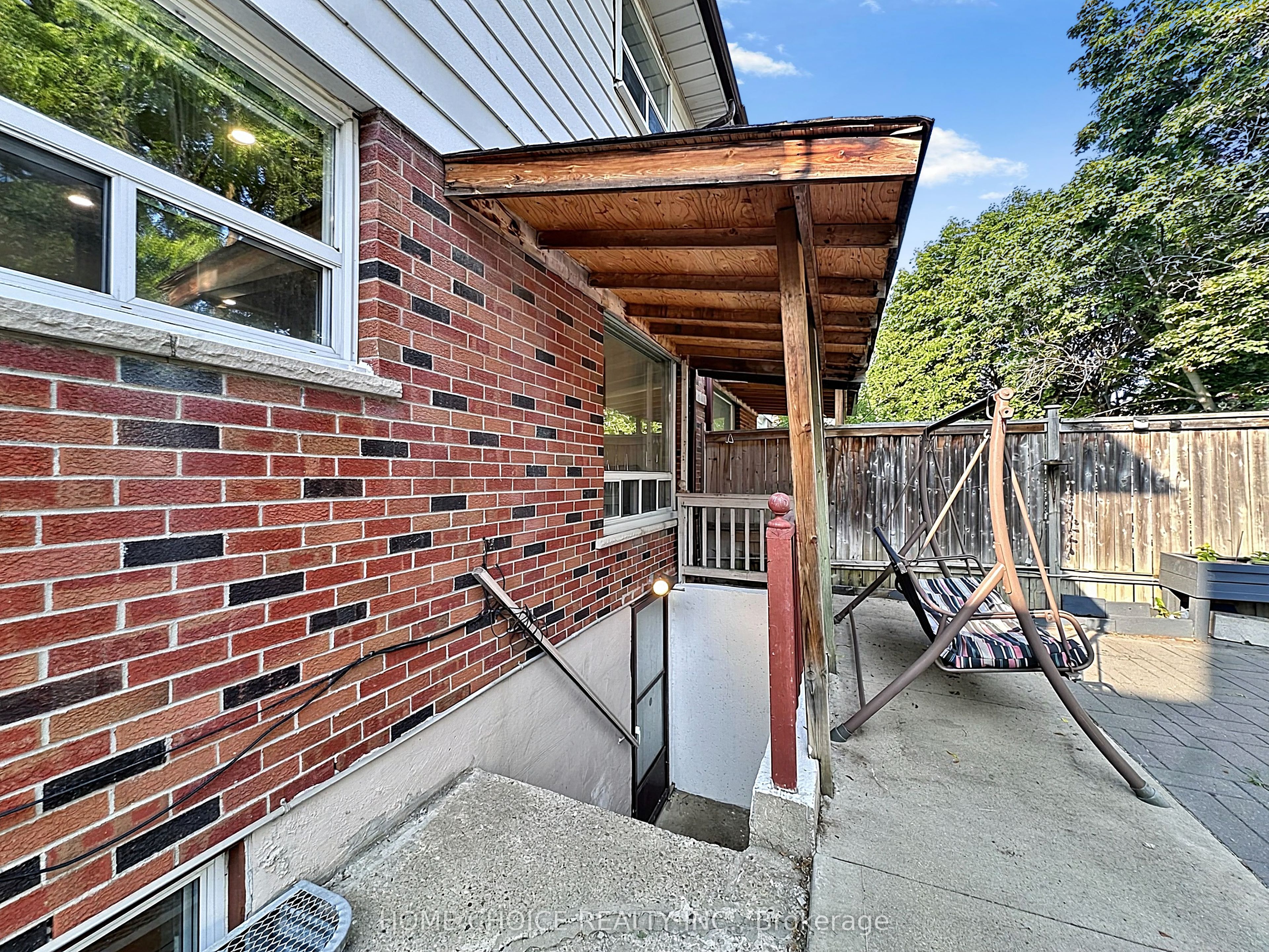 38 Robbinstone Drive Property Photo 42