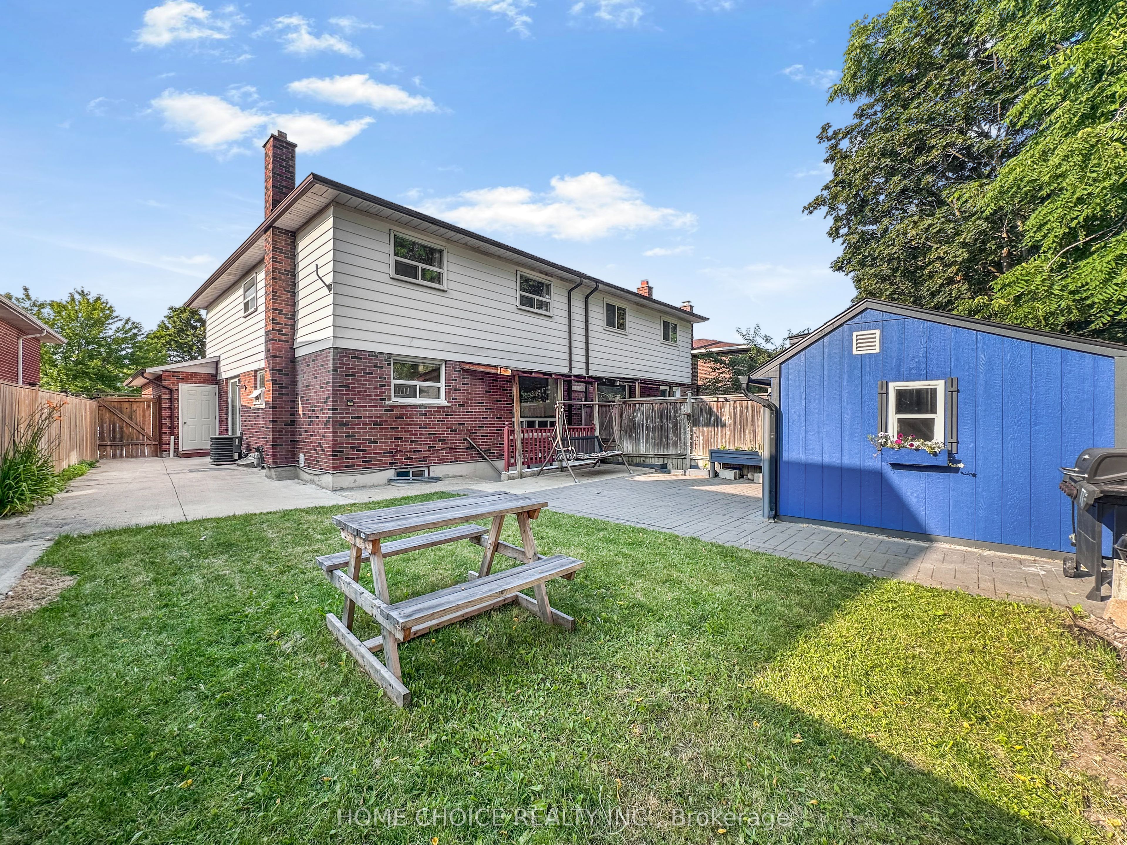 38 Robbinstone Drive Property Photo 45