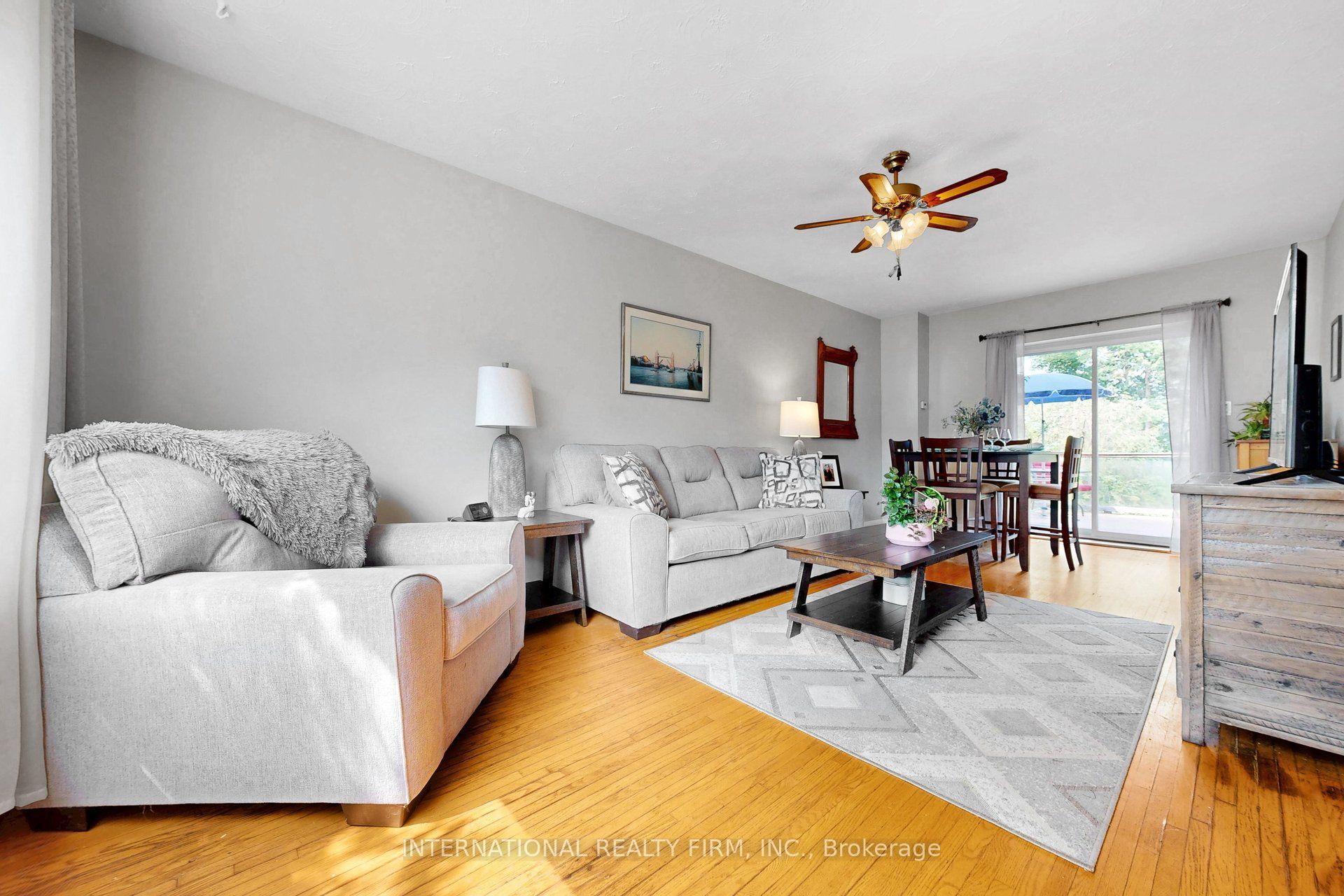 62 Porchester Drive Property Photo 6