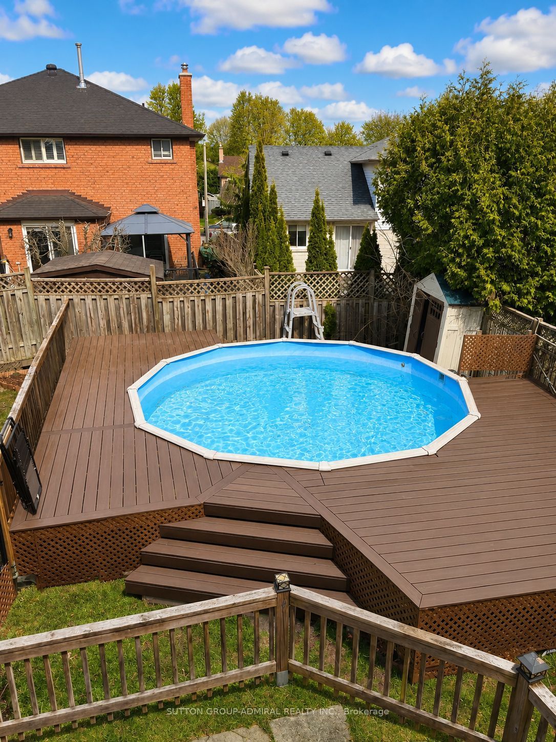 879 Peggoty Circle Property Photo 3