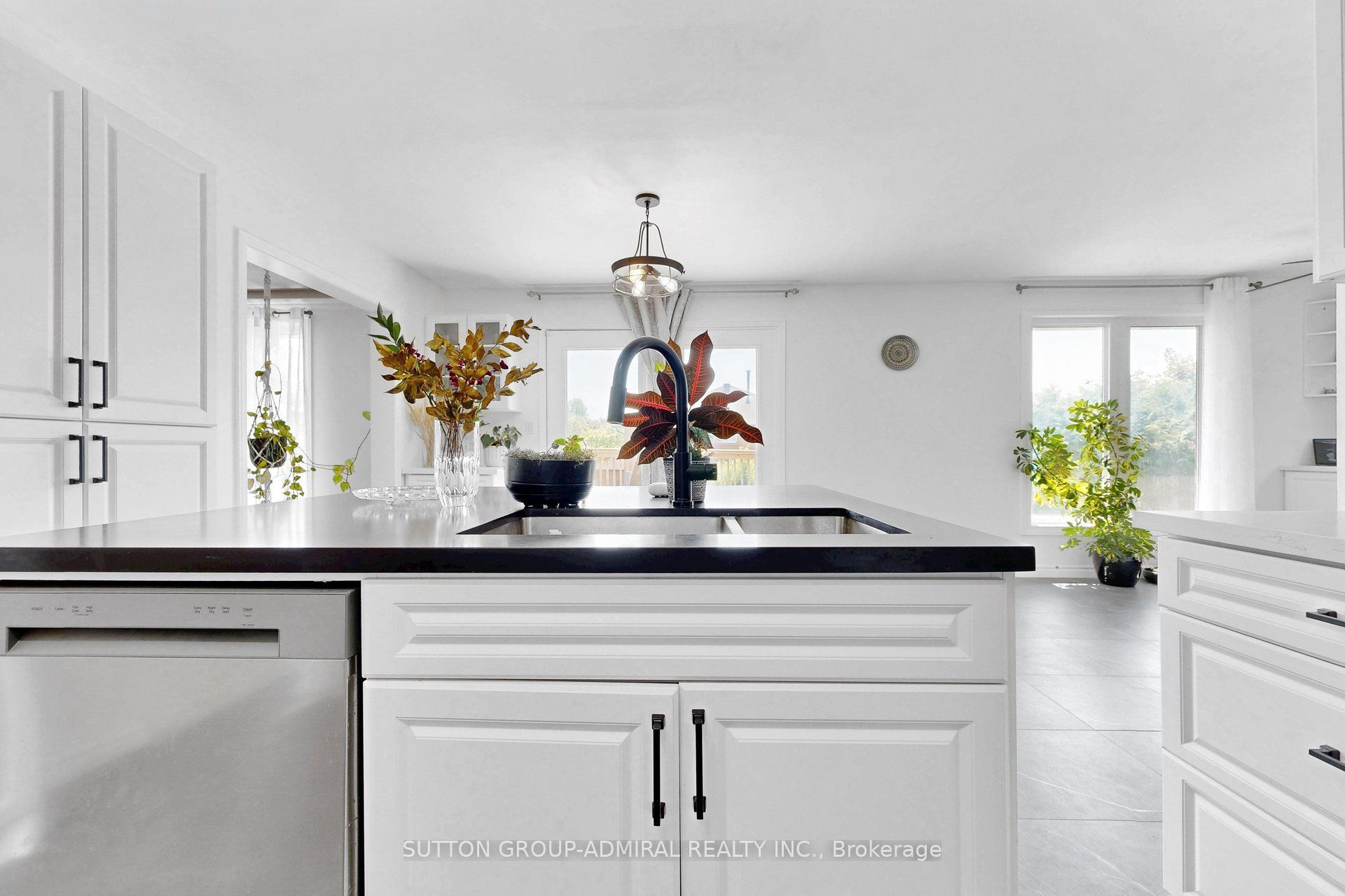 879 Peggoty Circle Property Photo 14