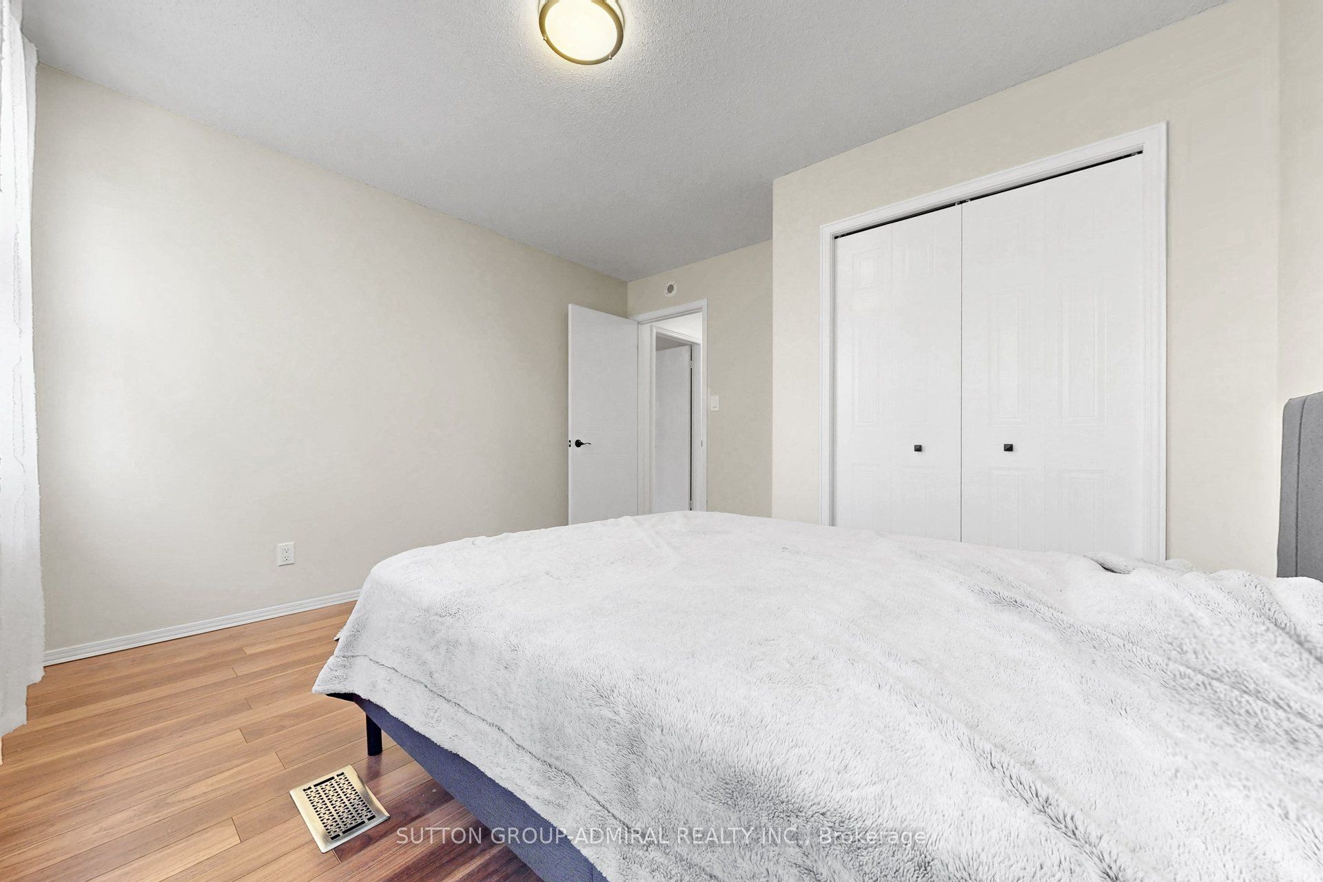 879 Peggoty Circle Property Photo 34