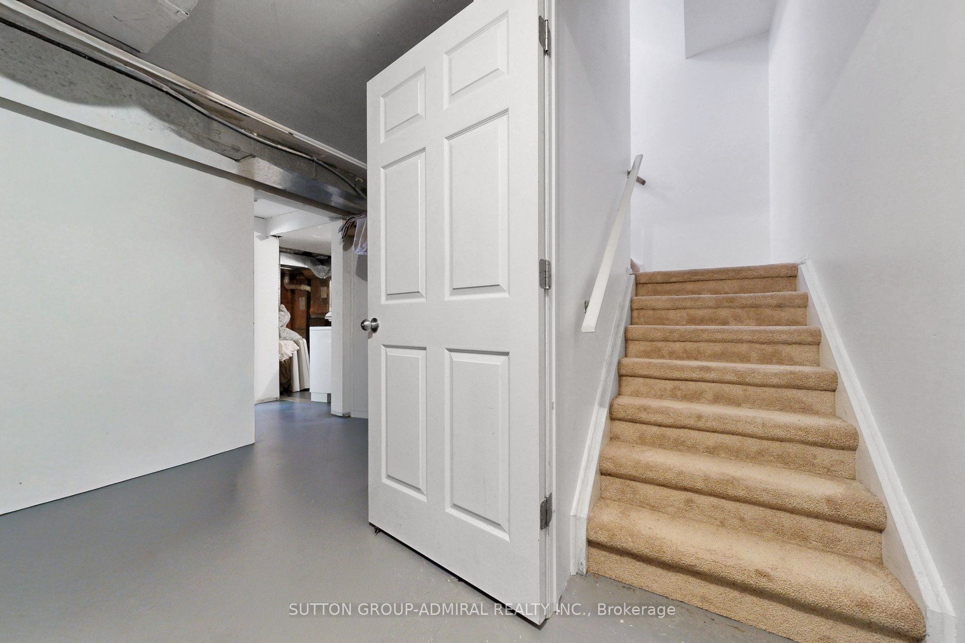 879 Peggoty Circle Property Photo 35