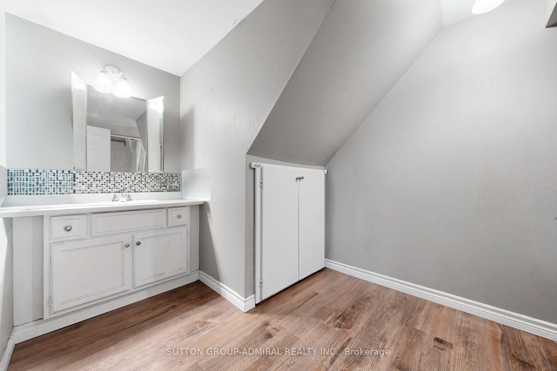 879 Peggoty Circle Property Photo 43