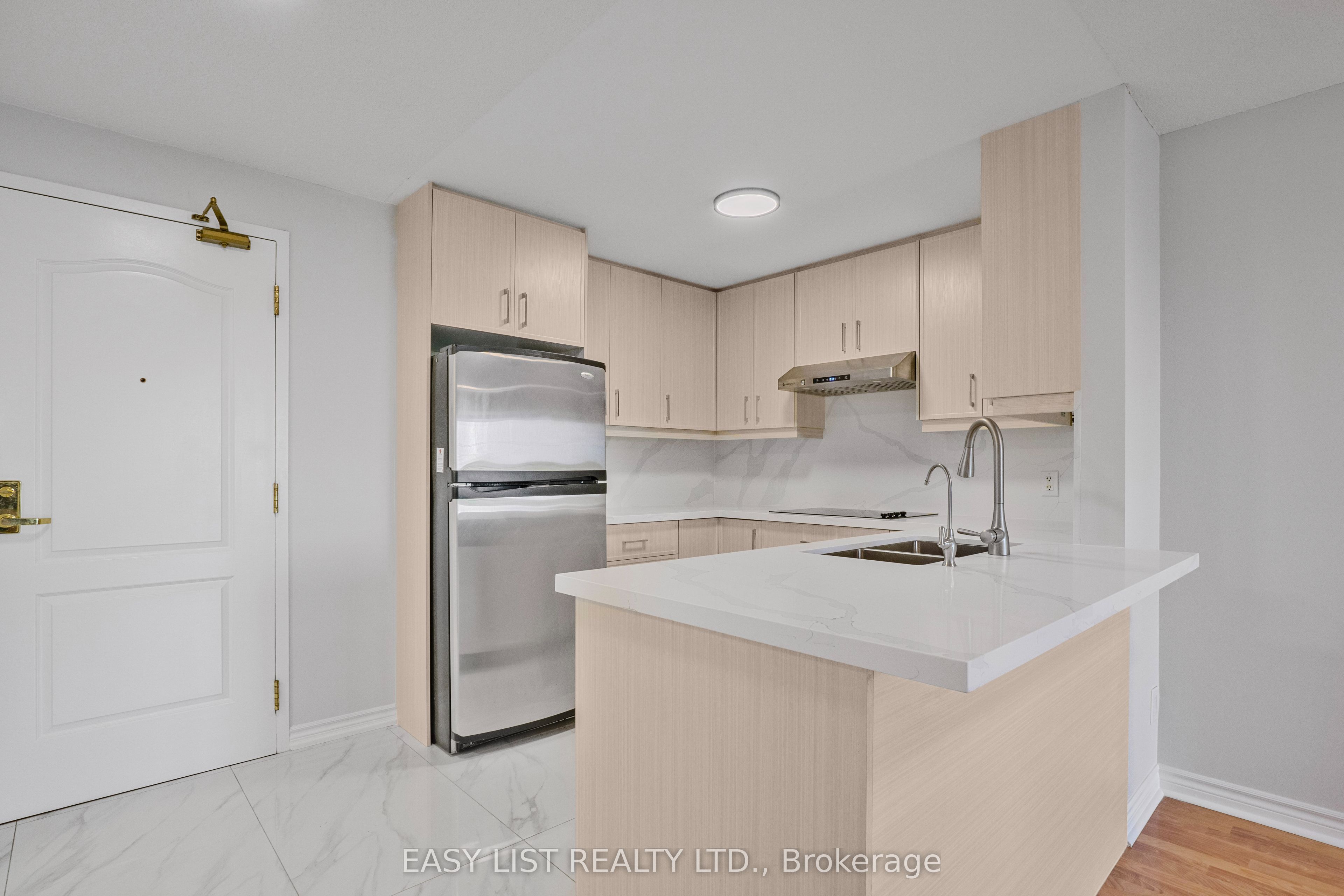2020 Mcnicoll Avenue 319 Property Photo 27