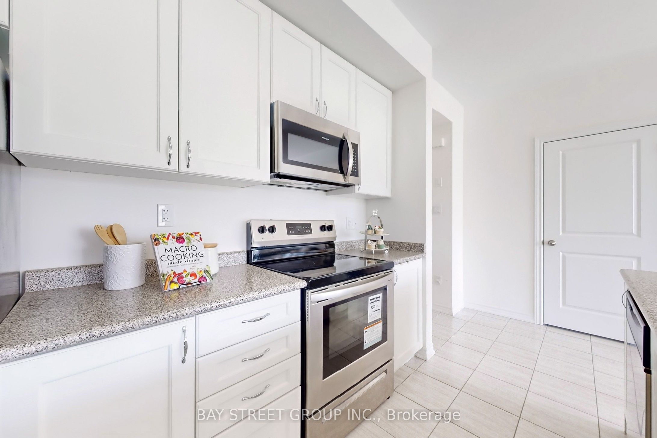 2623 Garrison Crossing Property Photo 12