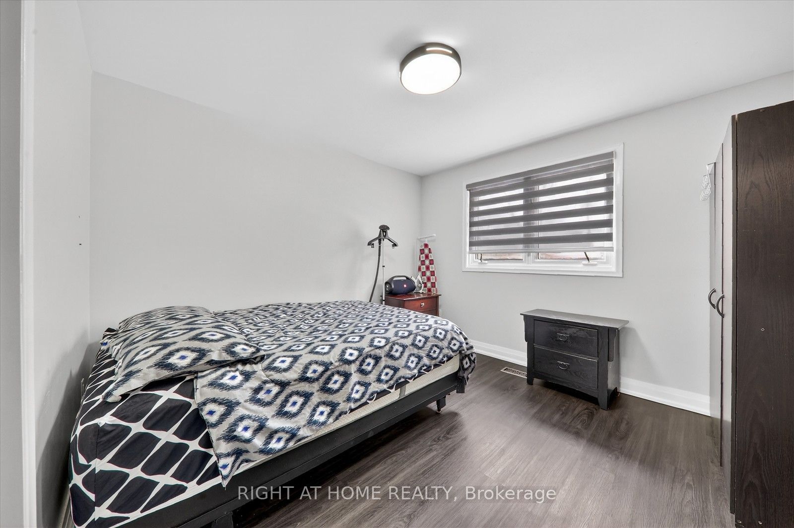 314 Morrish Road S Property Photo 13