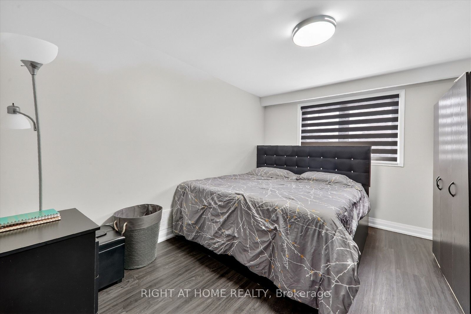314 Morrish Road S Property Photo 17