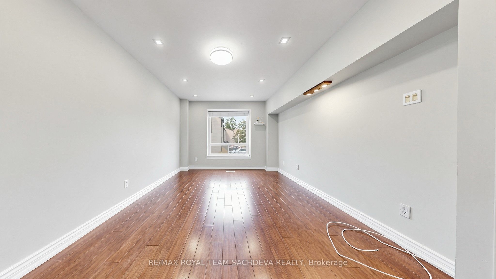 55 Collinsgrove Road 255 Property Photo 4