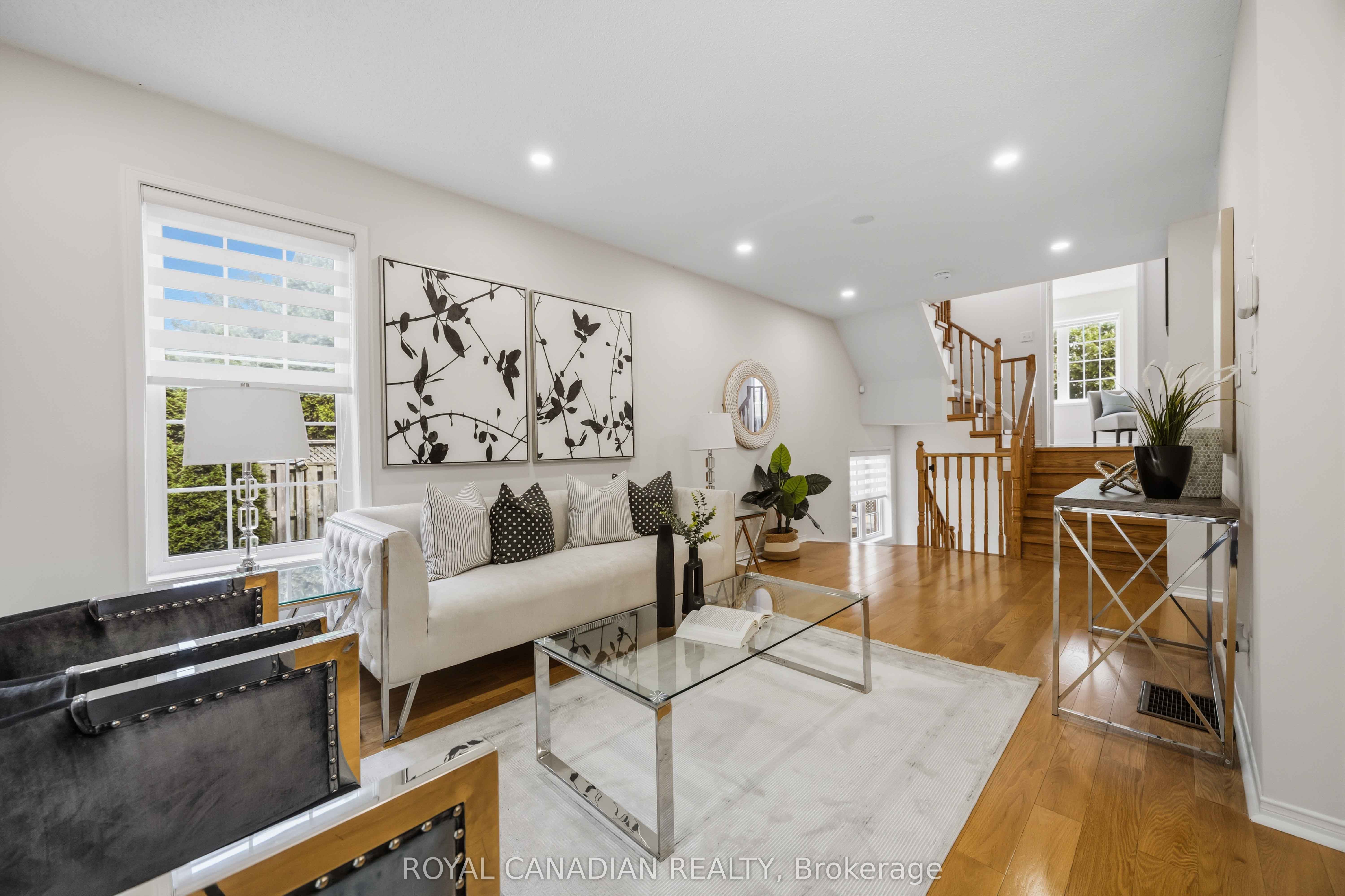 137 Stokely Crescent Property Photo 13