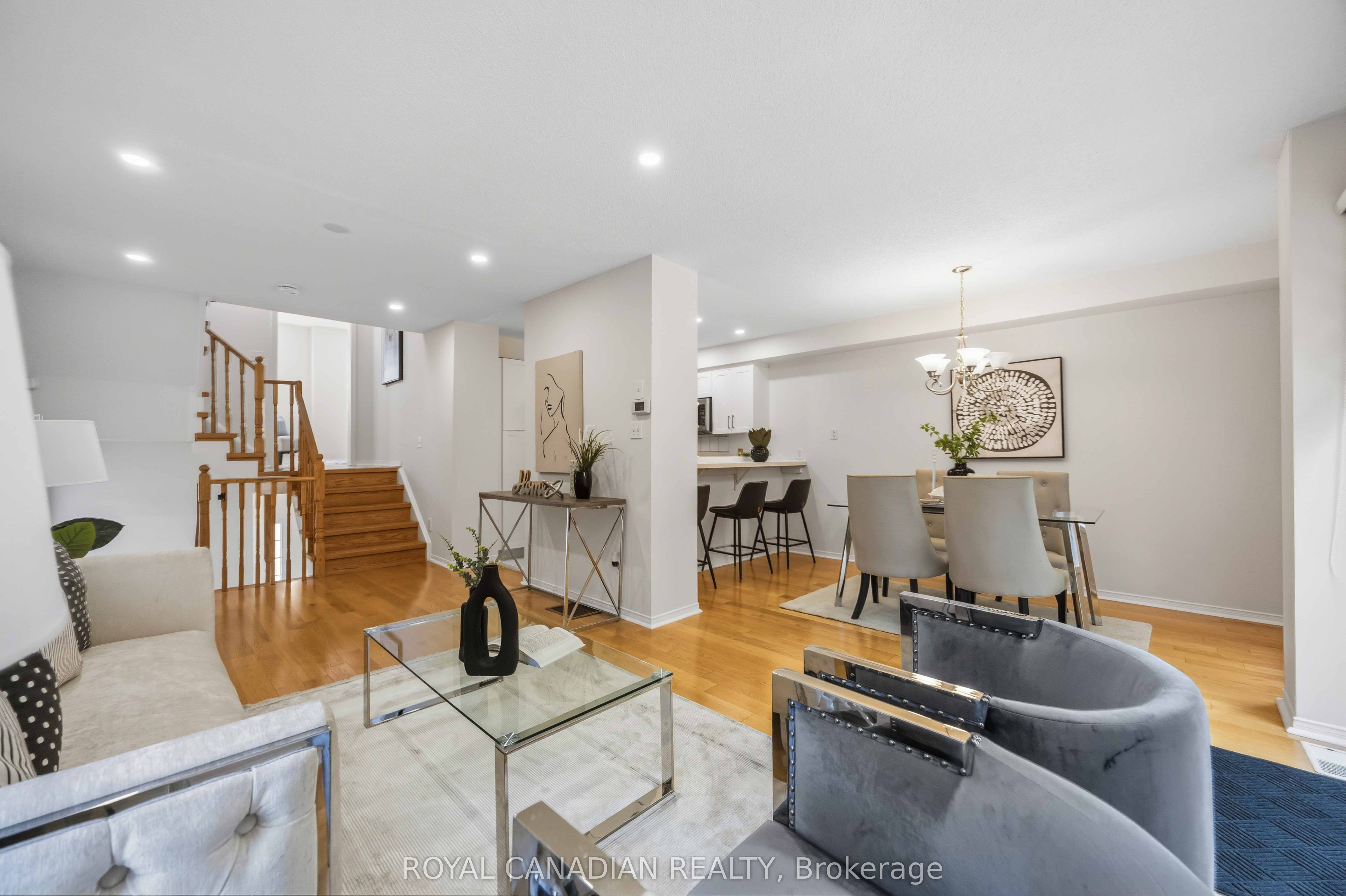 137 Stokely Crescent Property Photo 14