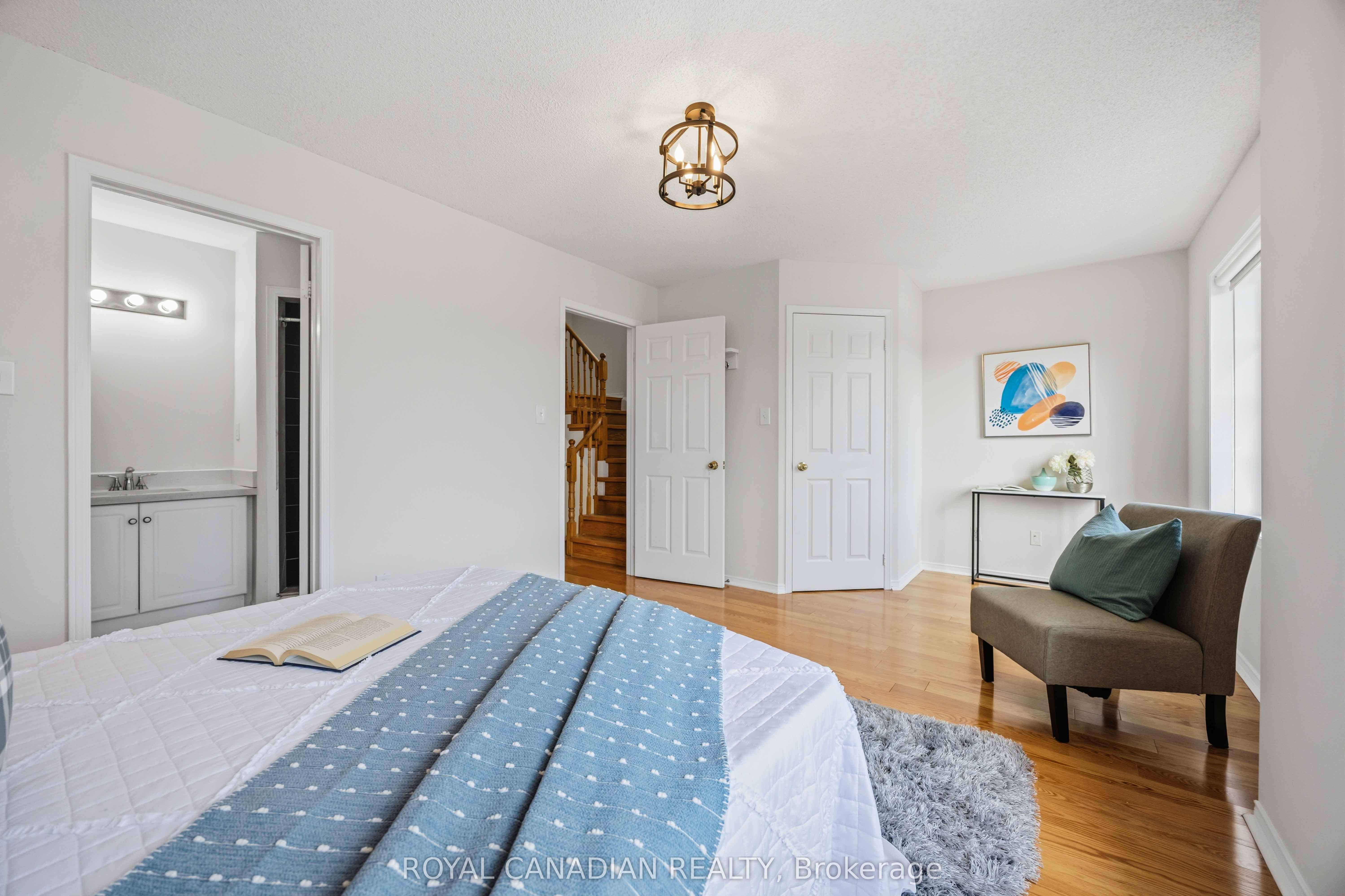 137 Stokely Crescent Property Photo 28