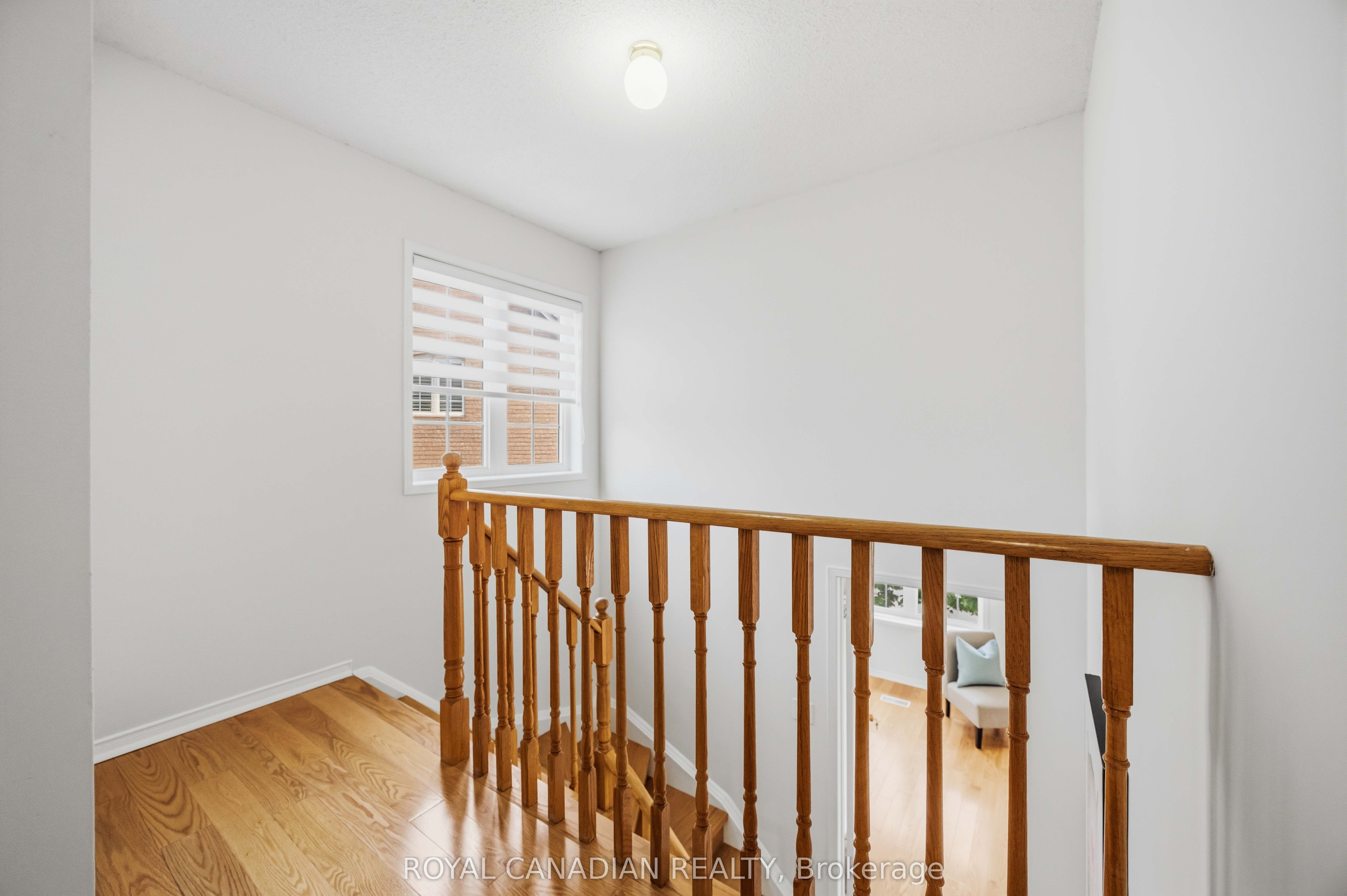 137 Stokely Crescent Property Photo 34