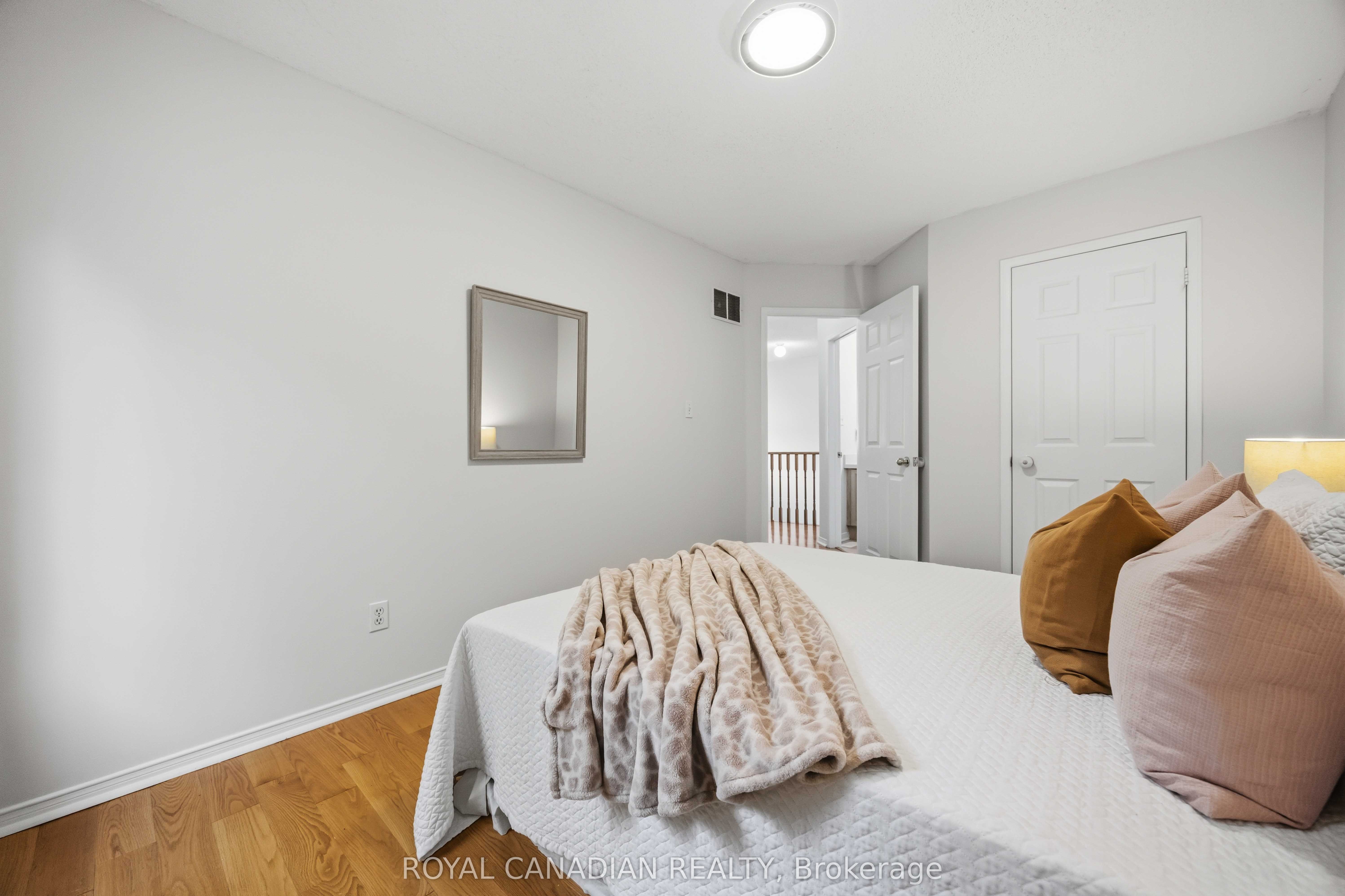 137 Stokely Crescent Property Photo 38