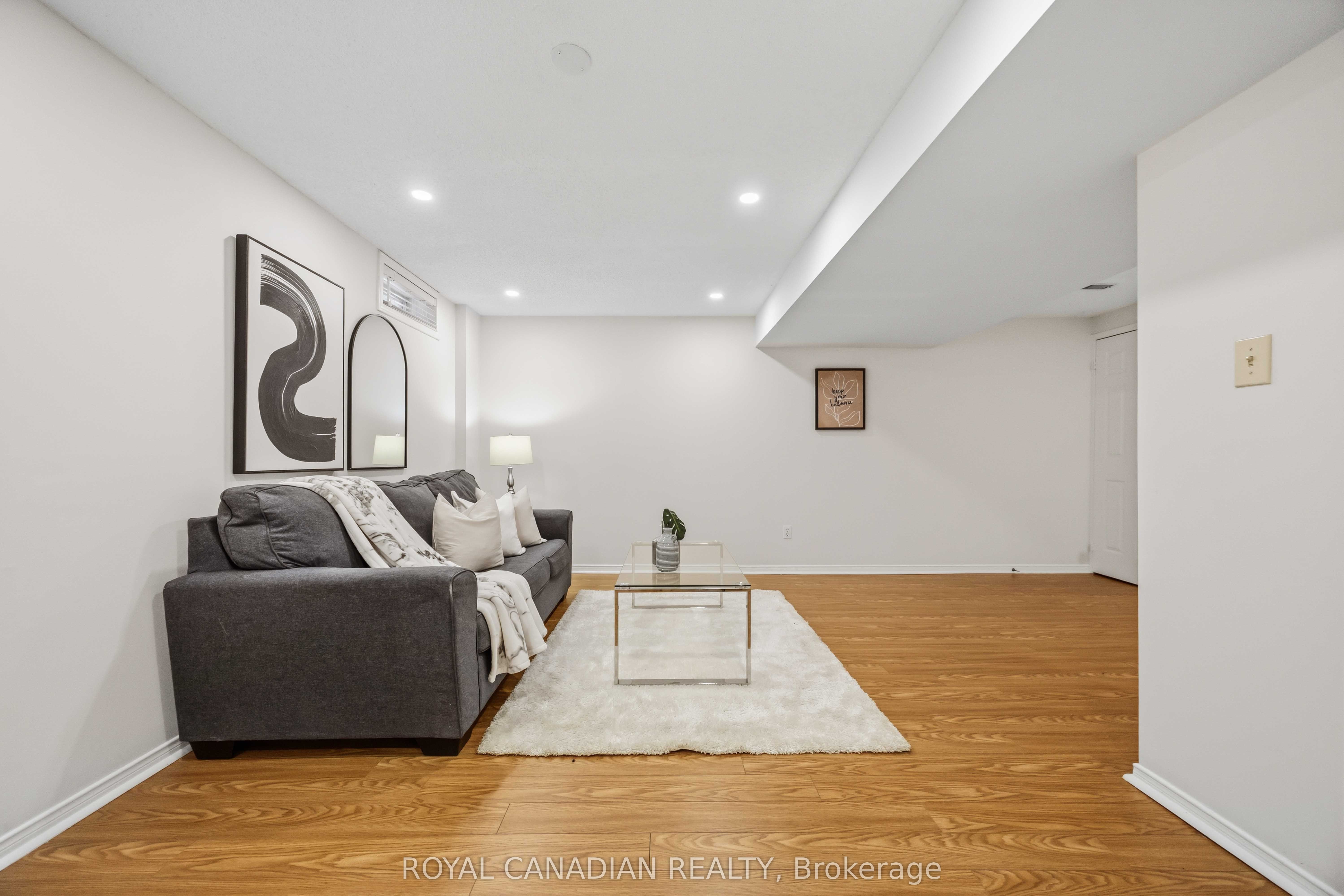 137 Stokely Crescent Property Photo 42