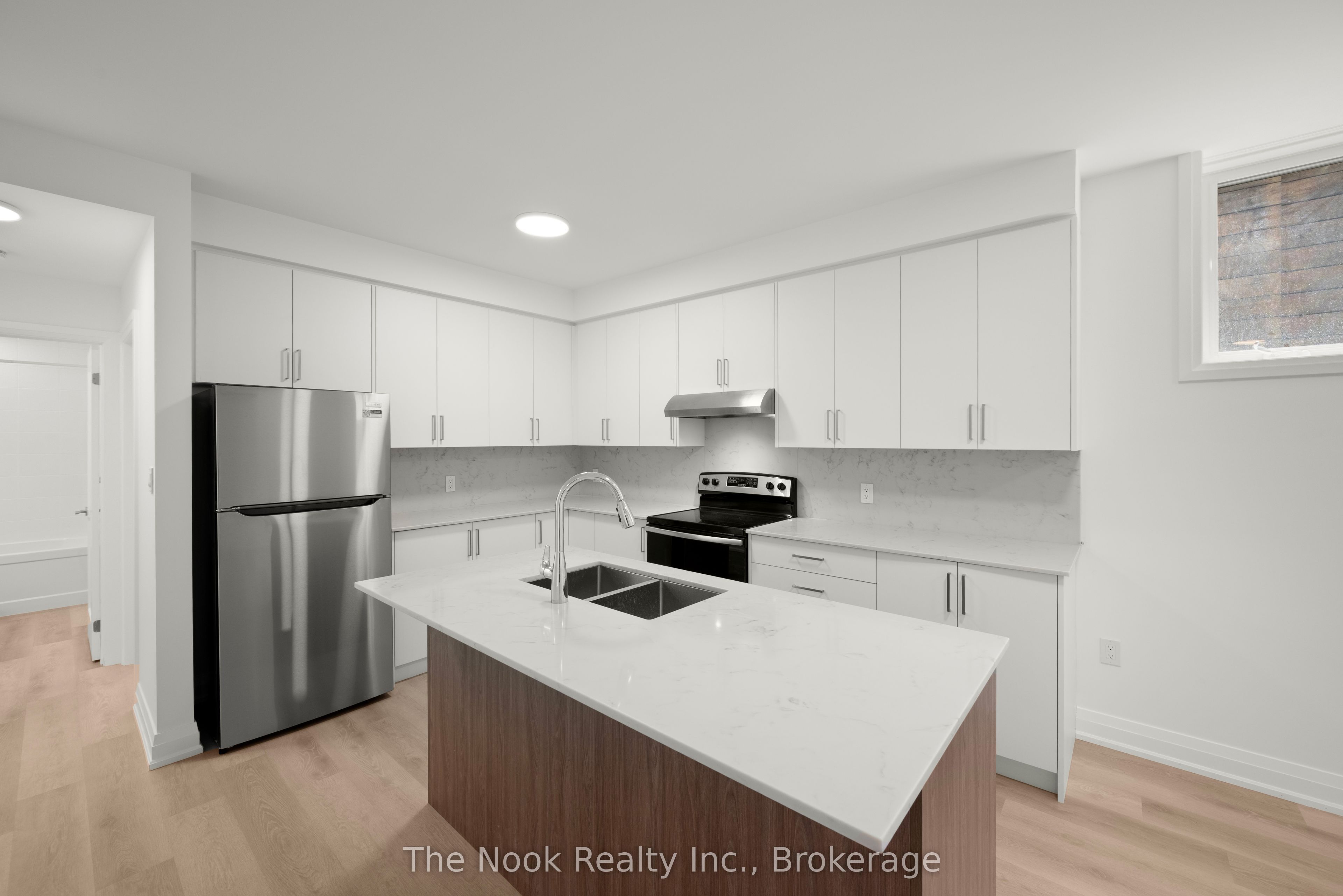 399 Thorton Road N 1 Property Photo 14
