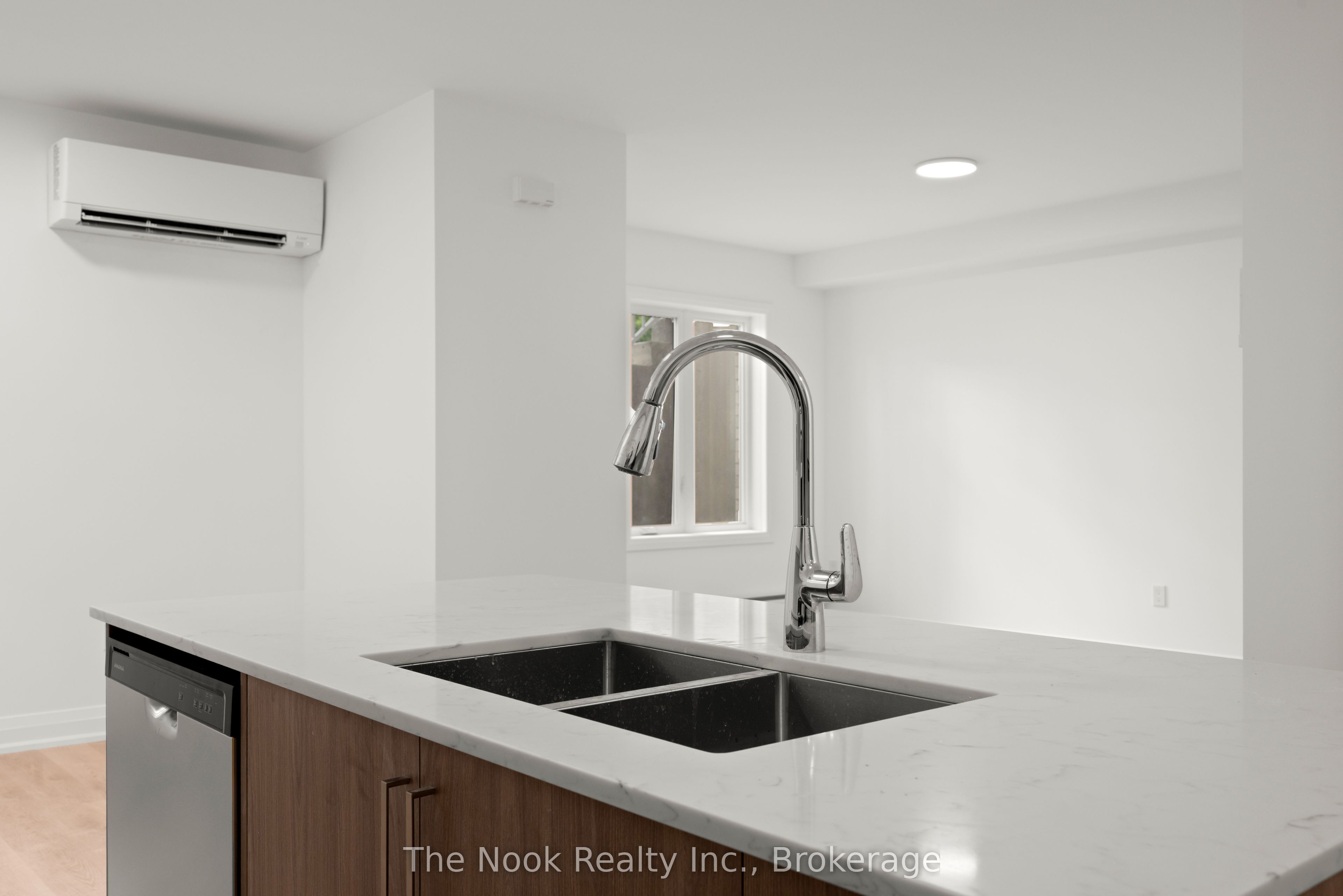 399 Thorton Road N 1 Property Photo 16