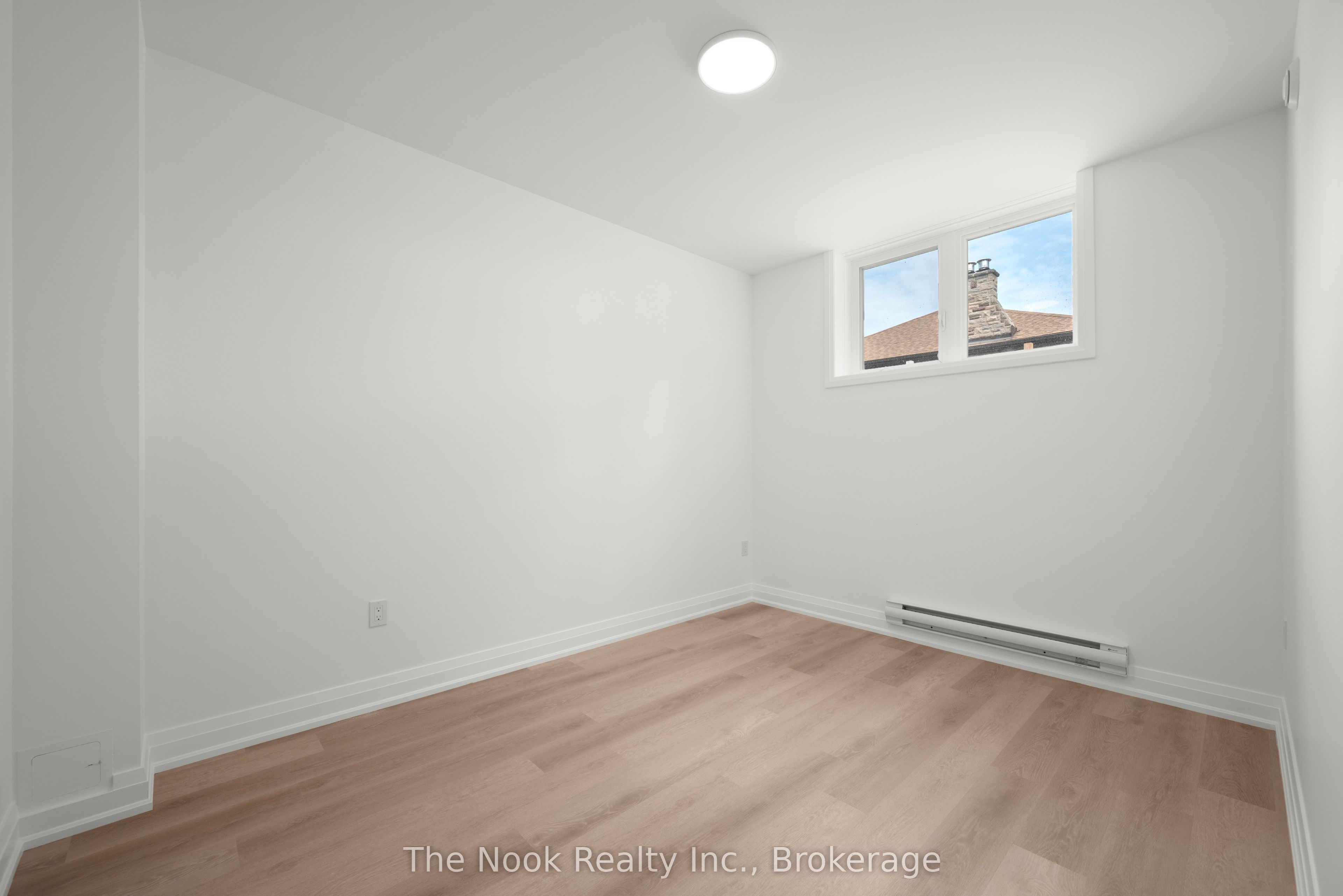399 Thorton Road N 1 Property Photo 28