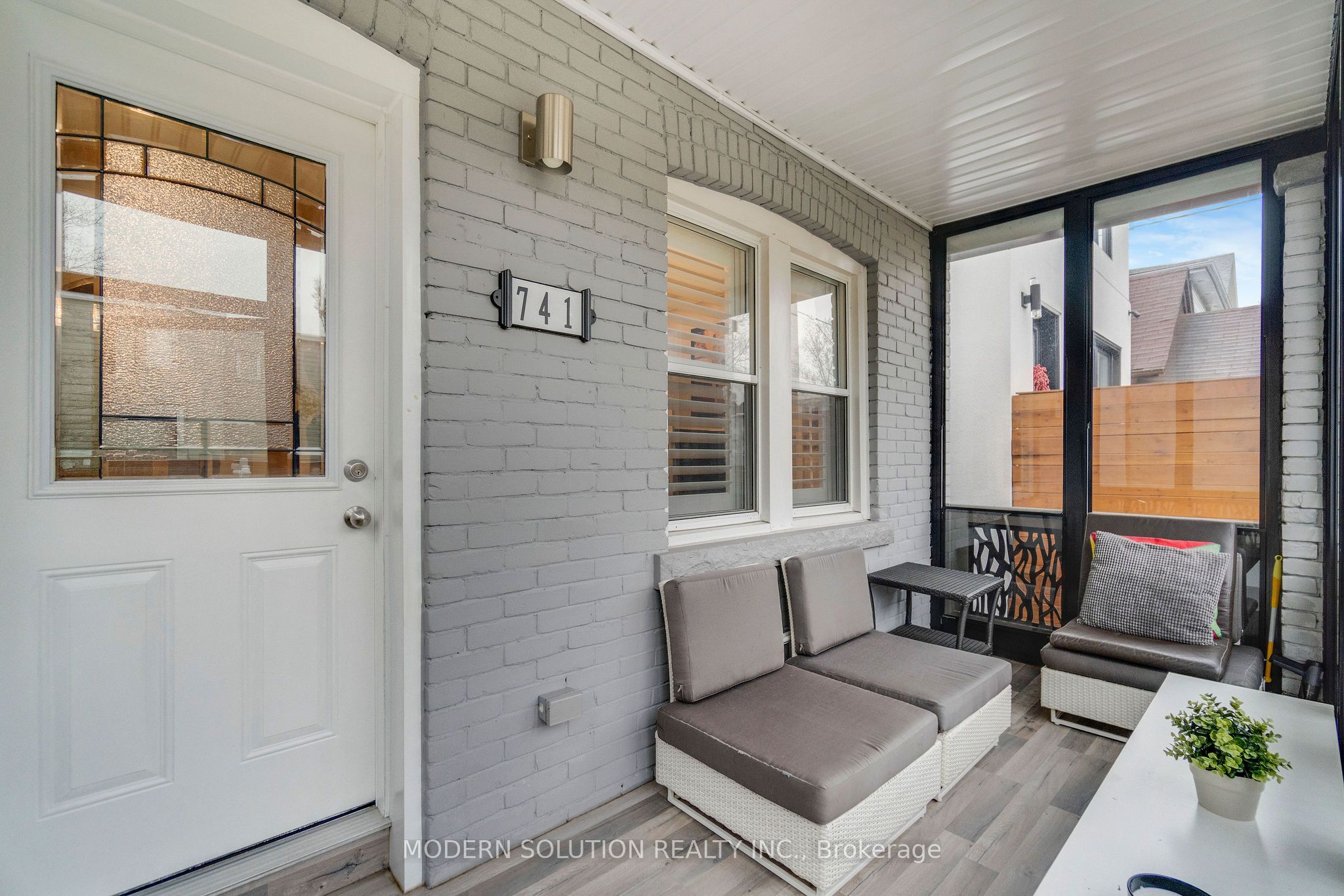 741 Milverton Boulevard Property Photo 5