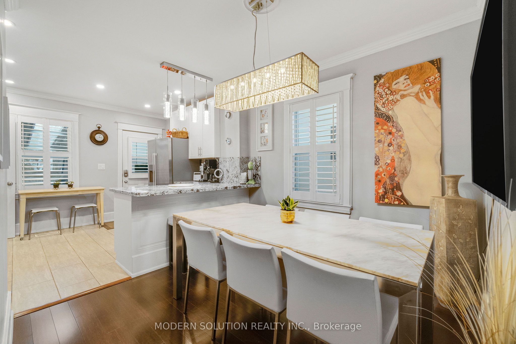 741 Milverton Boulevard Property Photo 11