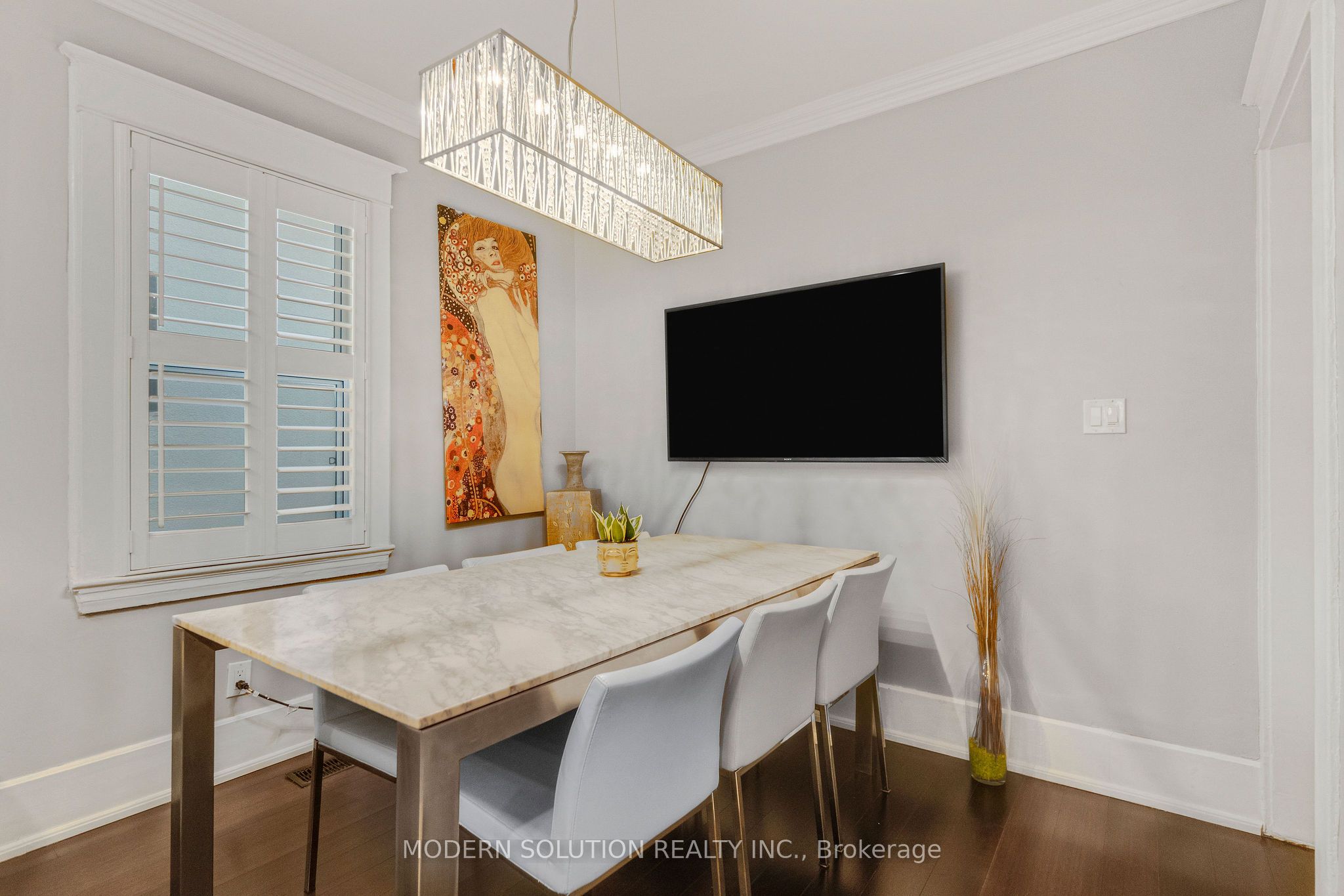 741 Milverton Boulevard Property Photo 12