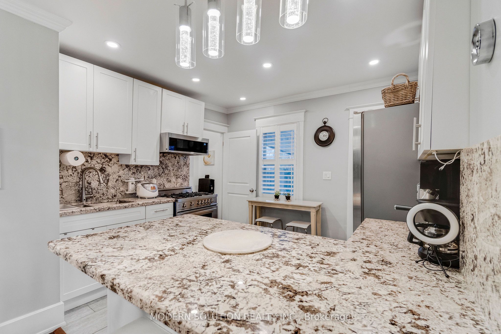 741 Milverton Boulevard Property Photo 16