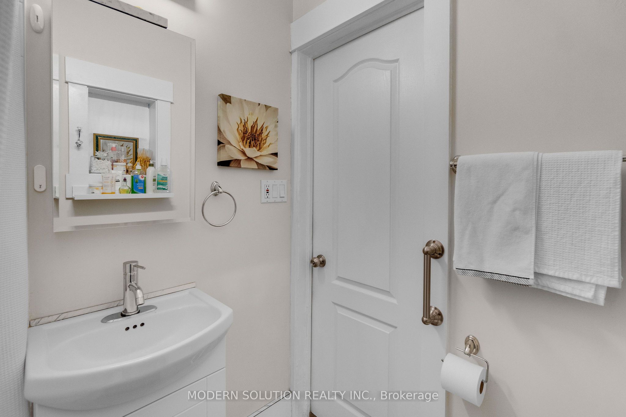 741 Milverton Boulevard Property Photo 19