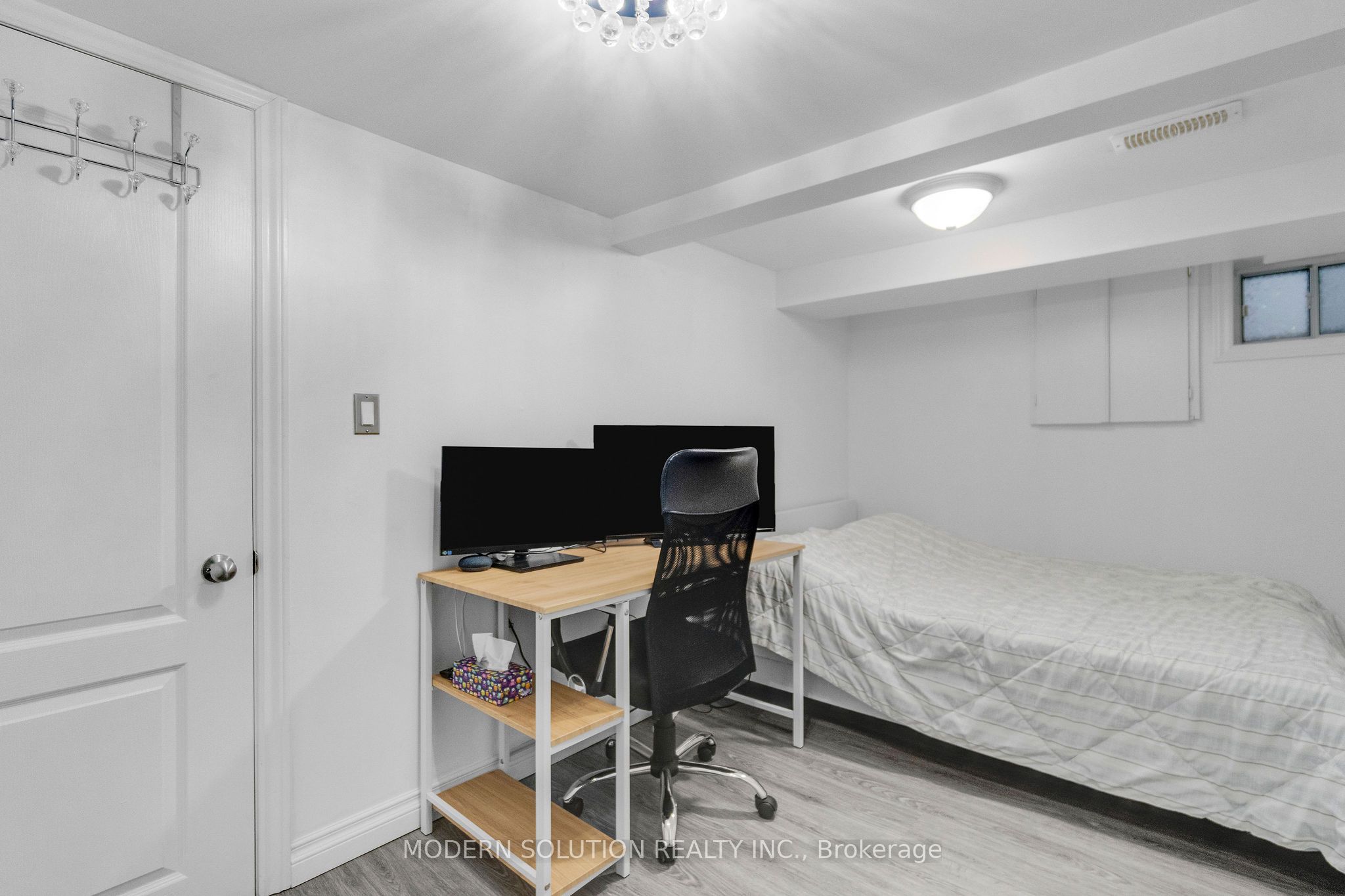 741 Milverton Boulevard Property Photo 25