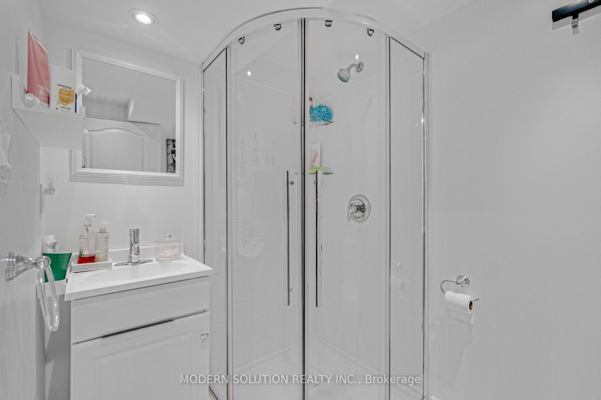 741 Milverton Boulevard Property Photo 27