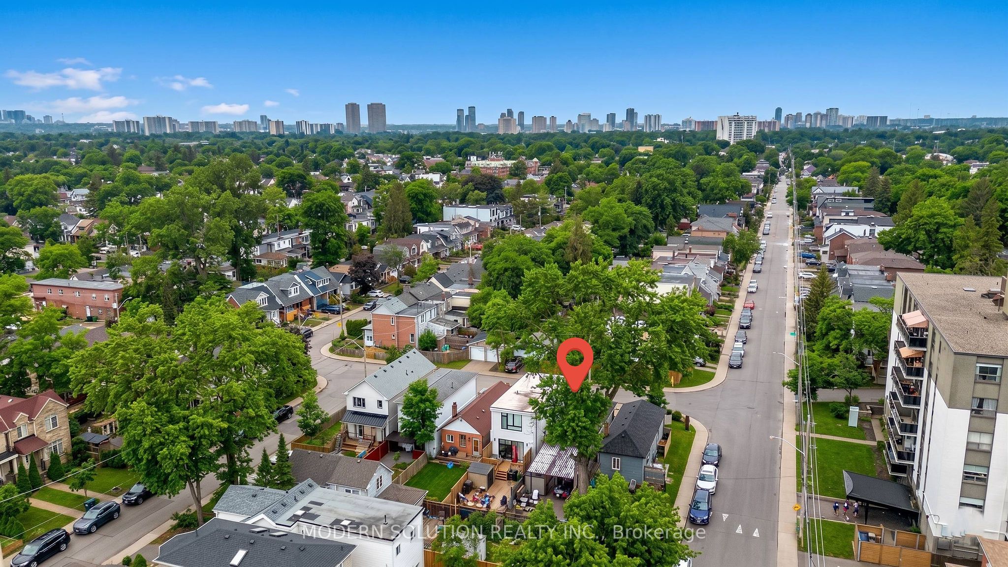 741 Milverton Boulevard Property Photo 37