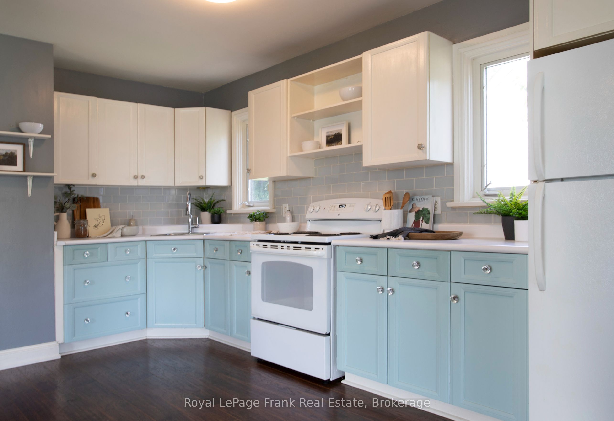 100 Admiral Road Property Photo 10