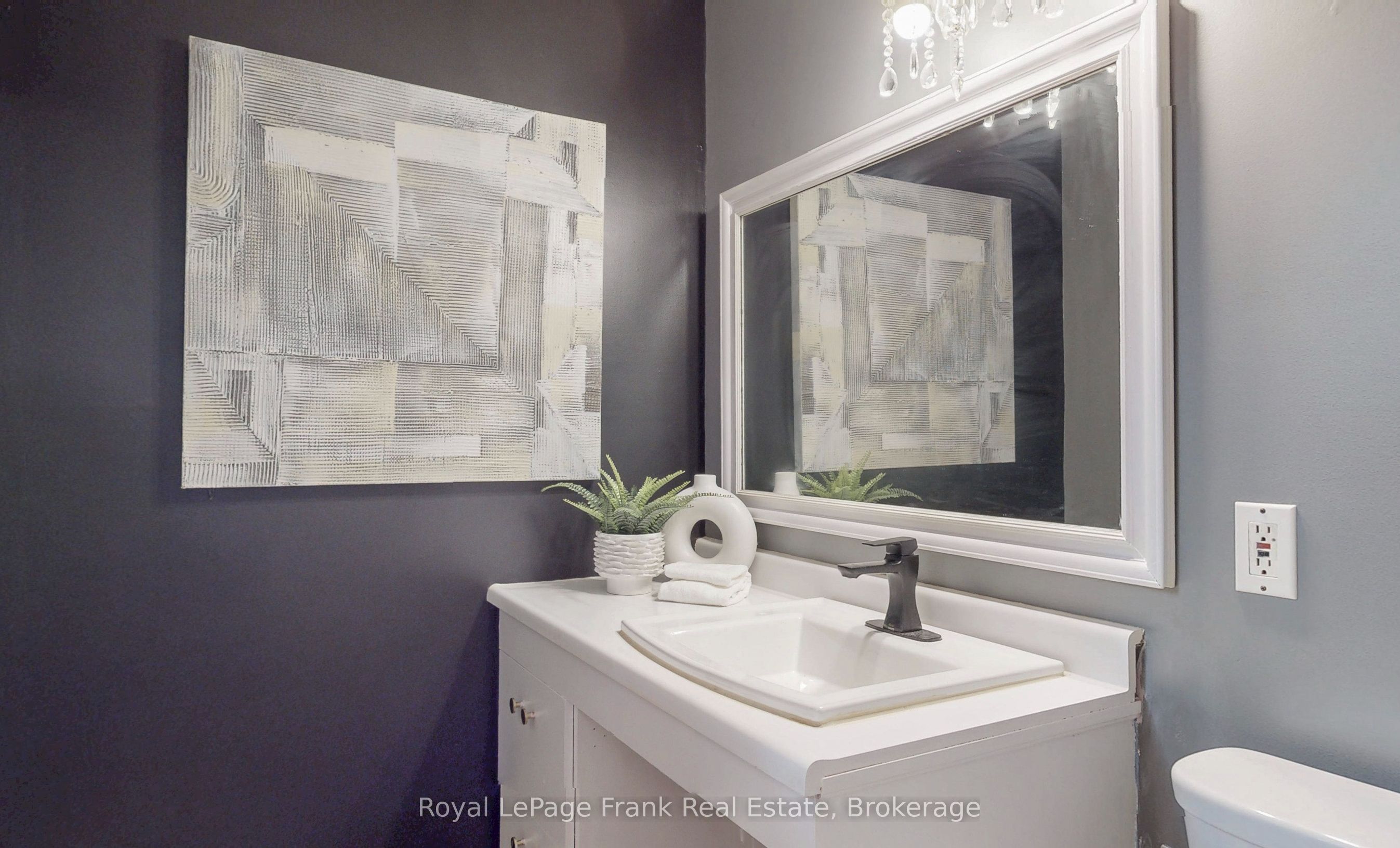 100 Admiral Road Property Photo 25