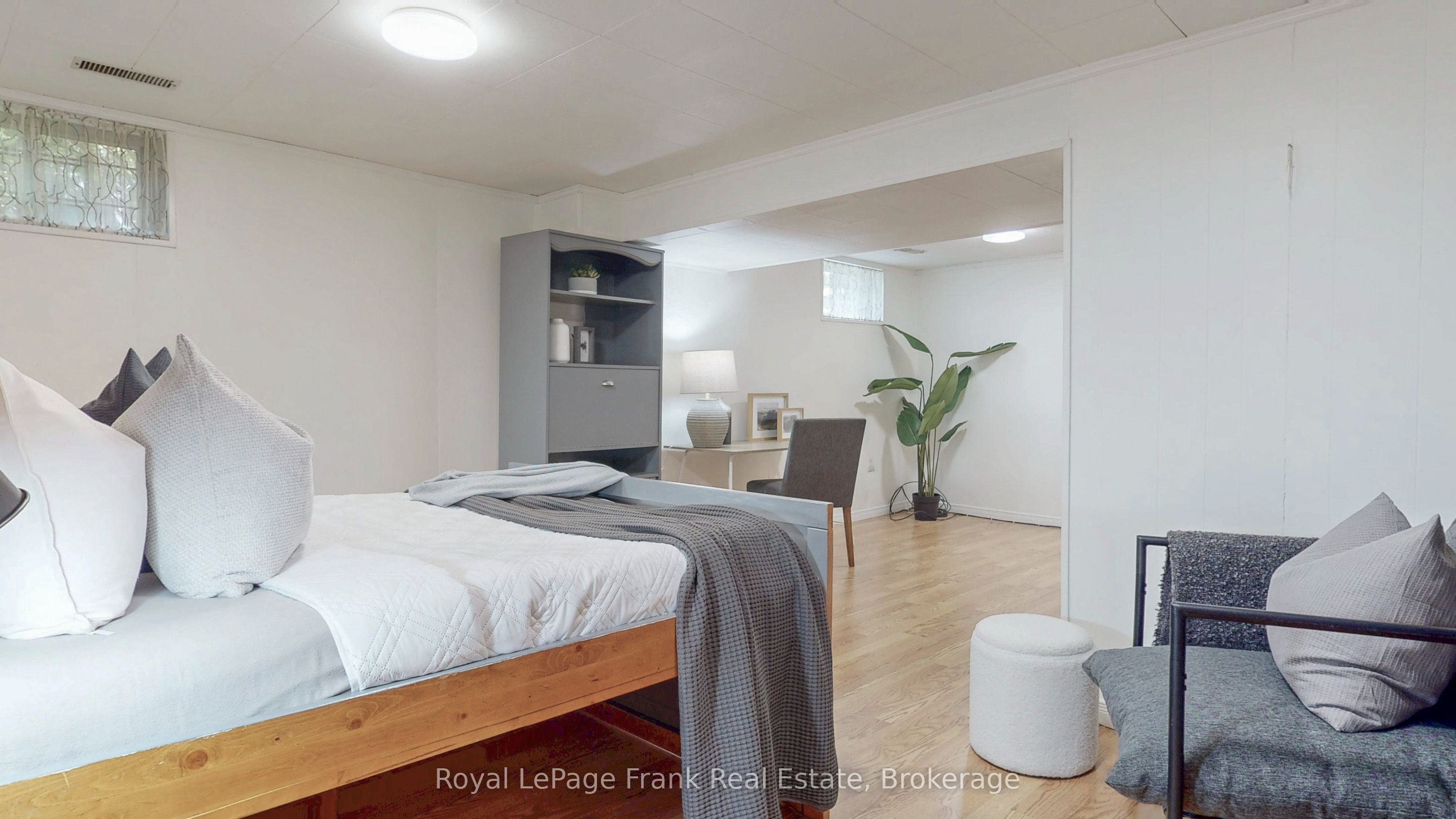100 Admiral Road Property Photo 31